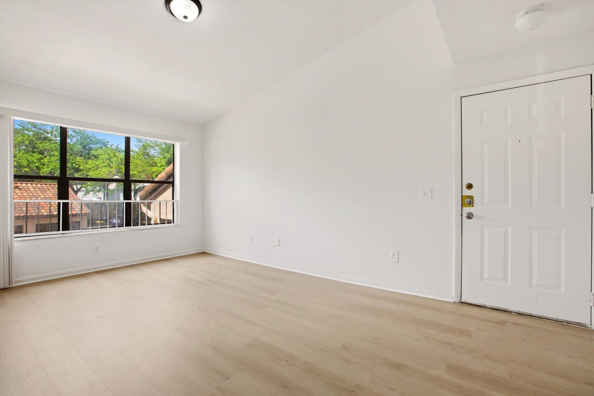 4201 W Mcnab Road, Unit 27, Pompano Beach, FL 33069 Photo