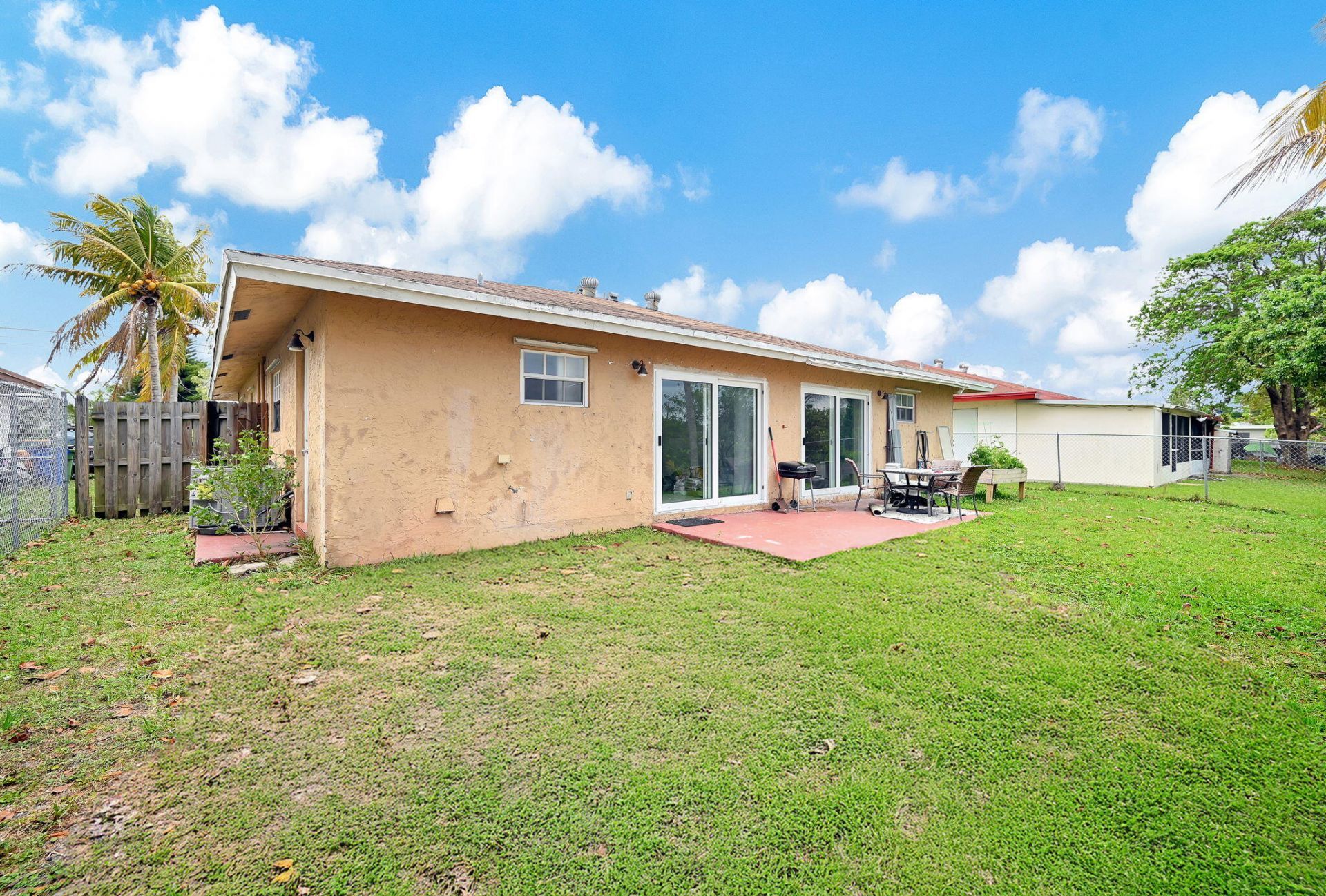 6542 NW 24th Court, Unit W, Margate, FL 33063 Photo