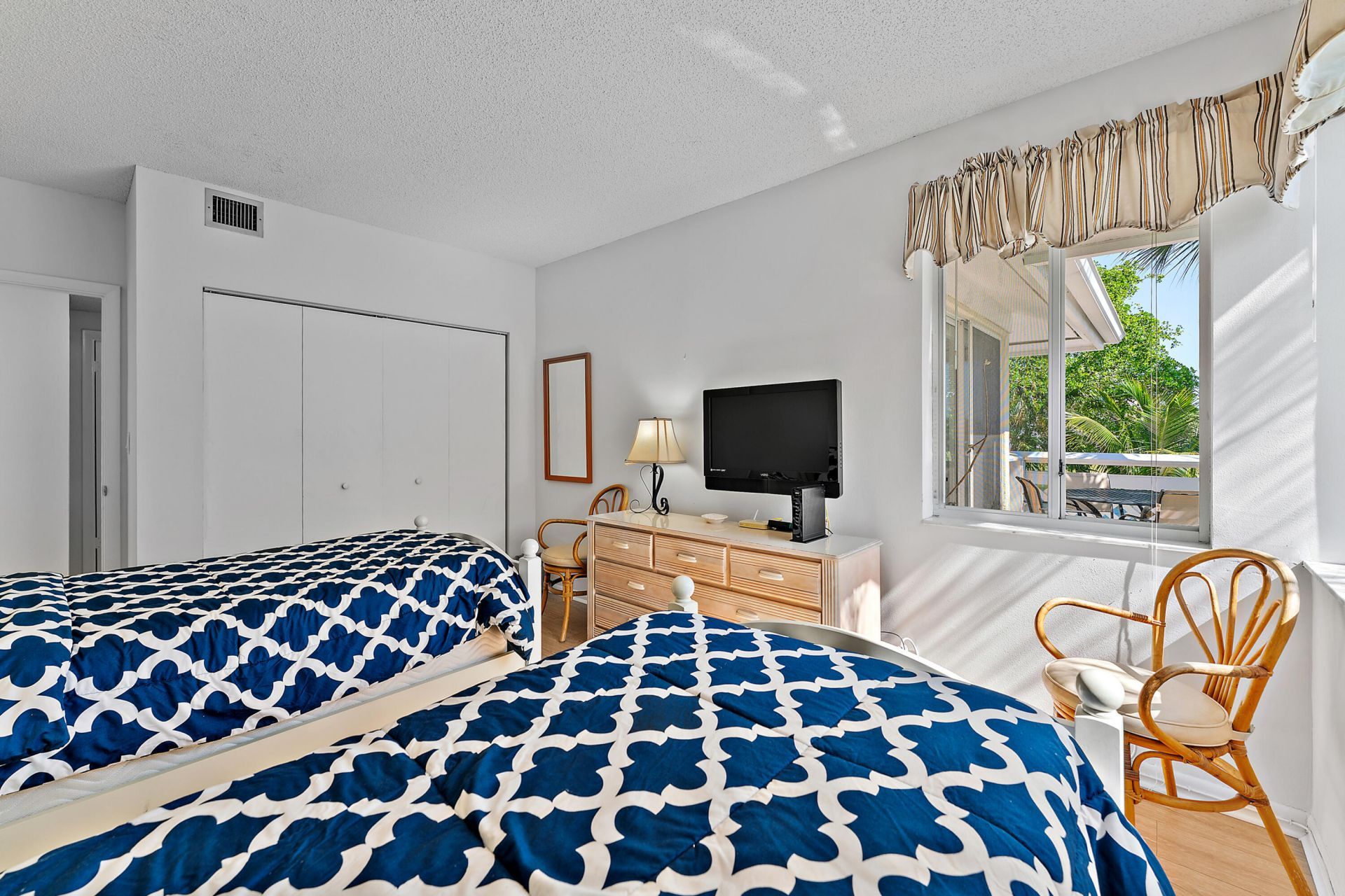 353 S Us Hwy 1, Unit B8, Jupiter, FL 33477 Photo