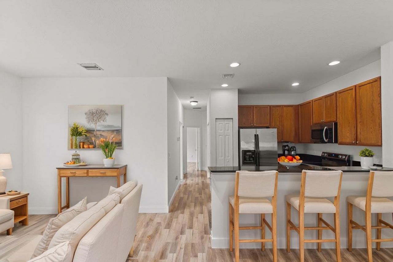 9051 Plymouth Place, Unit 20203, Tamarac, FL 33321 Photo