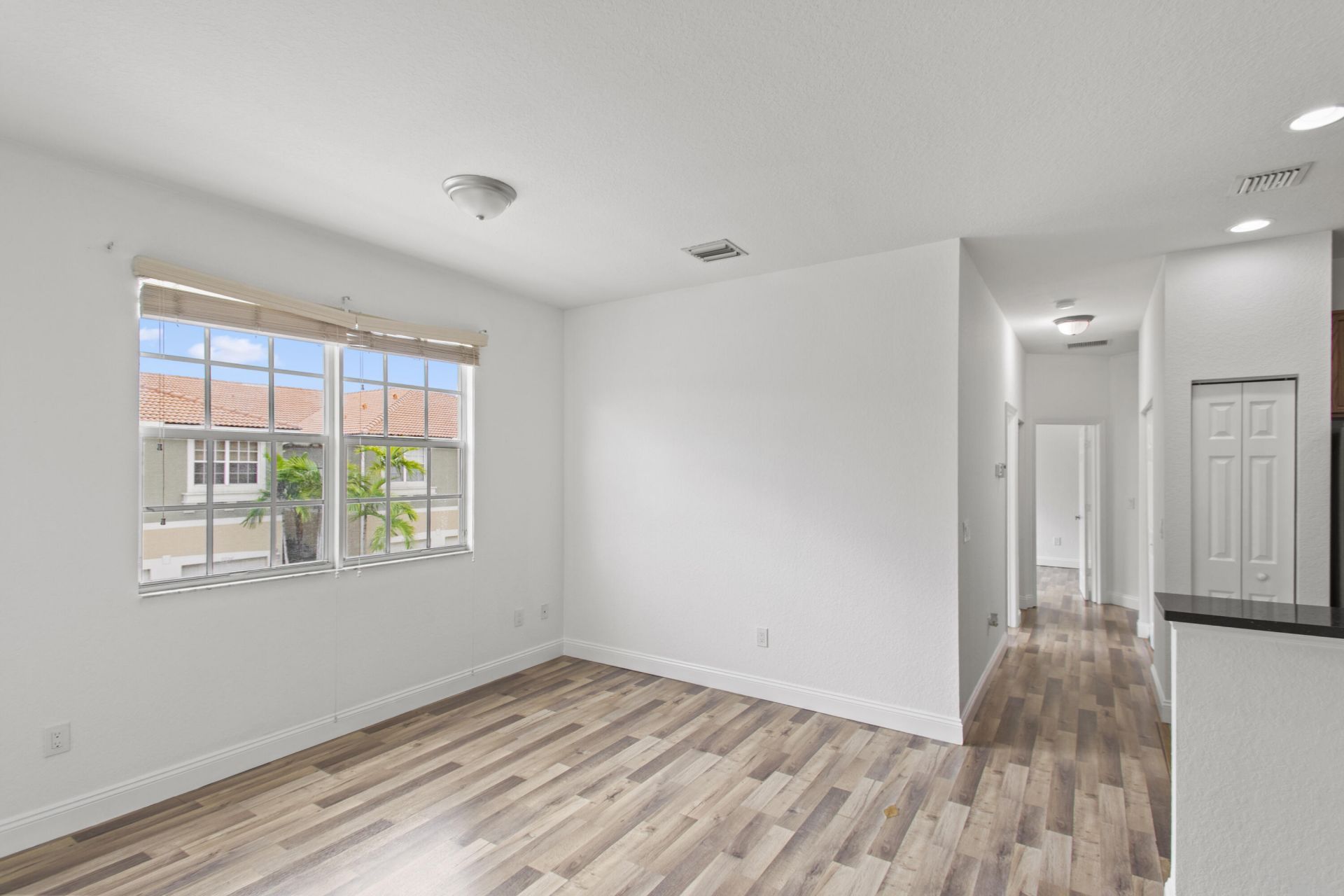 9051 Plymouth Place, Unit 20203, Tamarac, FL 33321 Photo