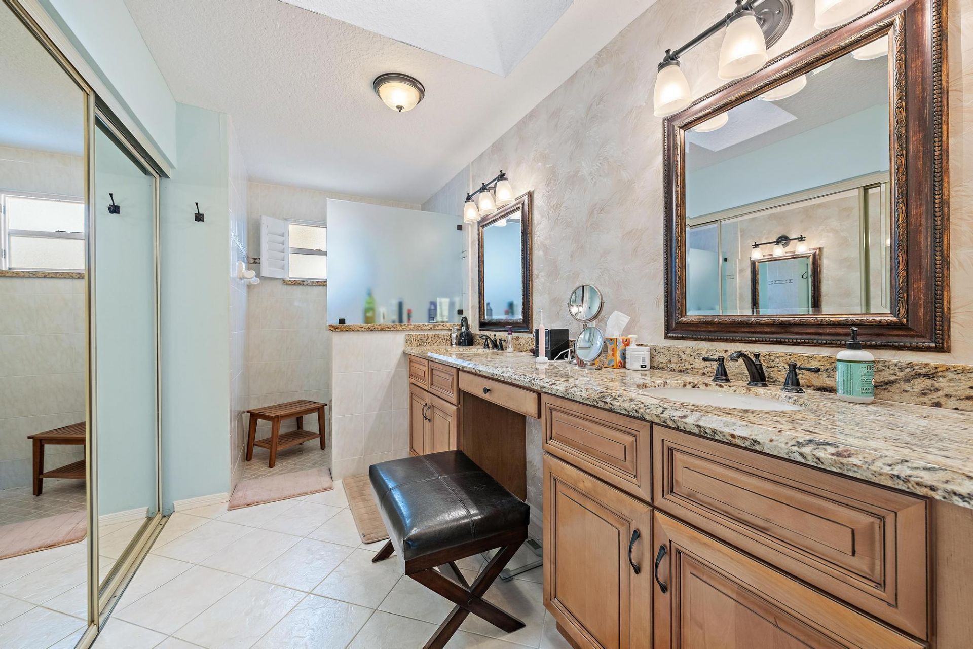 18 Windsor Lane, Palm Beach Gardens, FL 33418 Photo