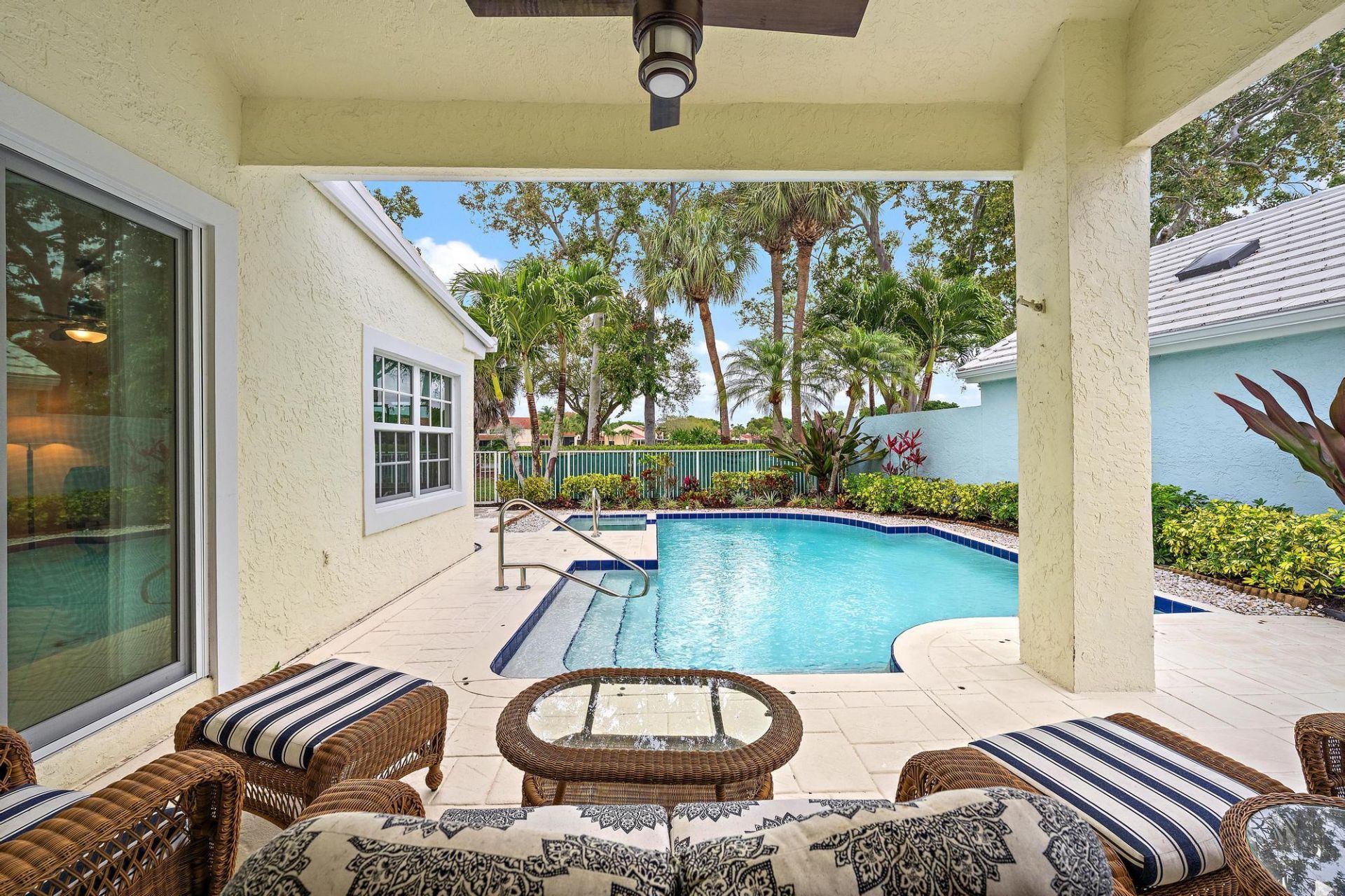 18 Windsor Lane, Palm Beach Gardens, FL 33418 Photo