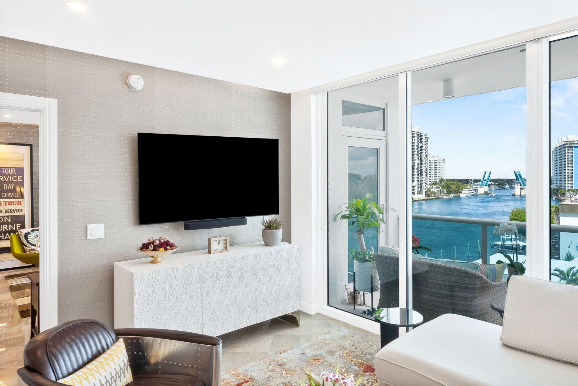 715 Bayshore Drive, Unit 606, Fort Lauderdale, FL 33304 Photo