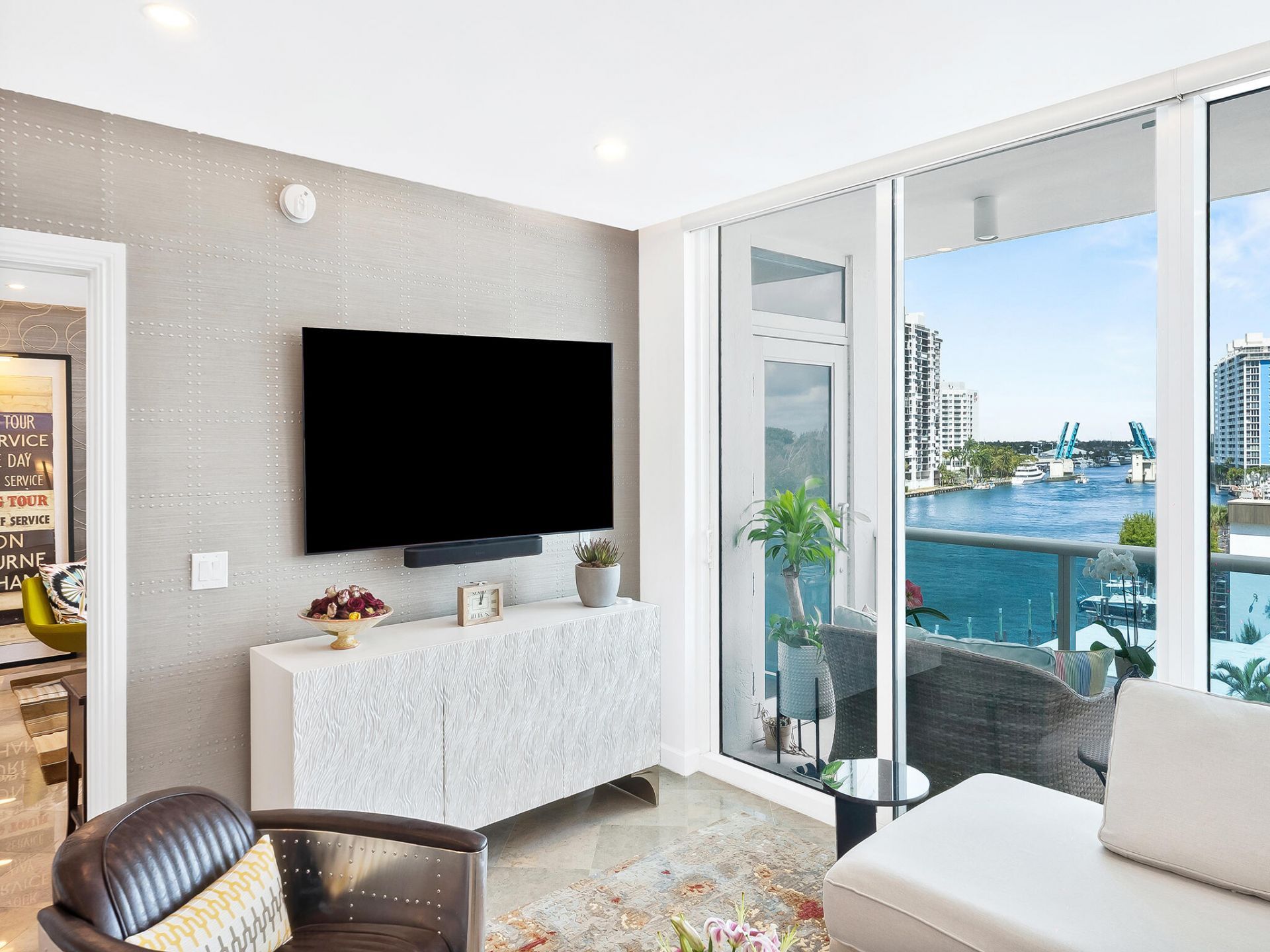 715 Bayshore Drive, Unit 606, Fort Lauderdale, FL 33304 Photo