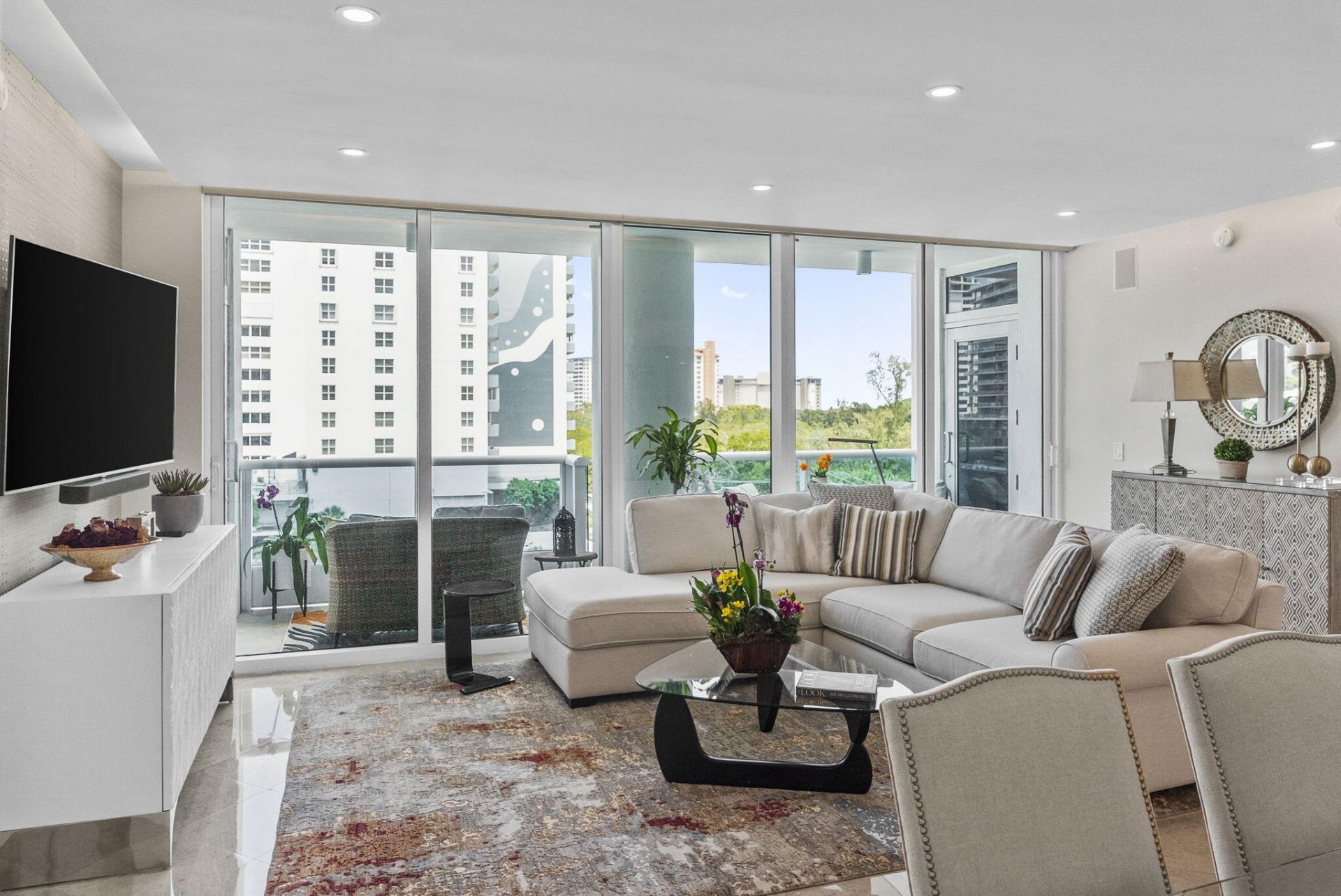 715 Bayshore Drive, Unit 606, Fort Lauderdale, FL 33304 Photo