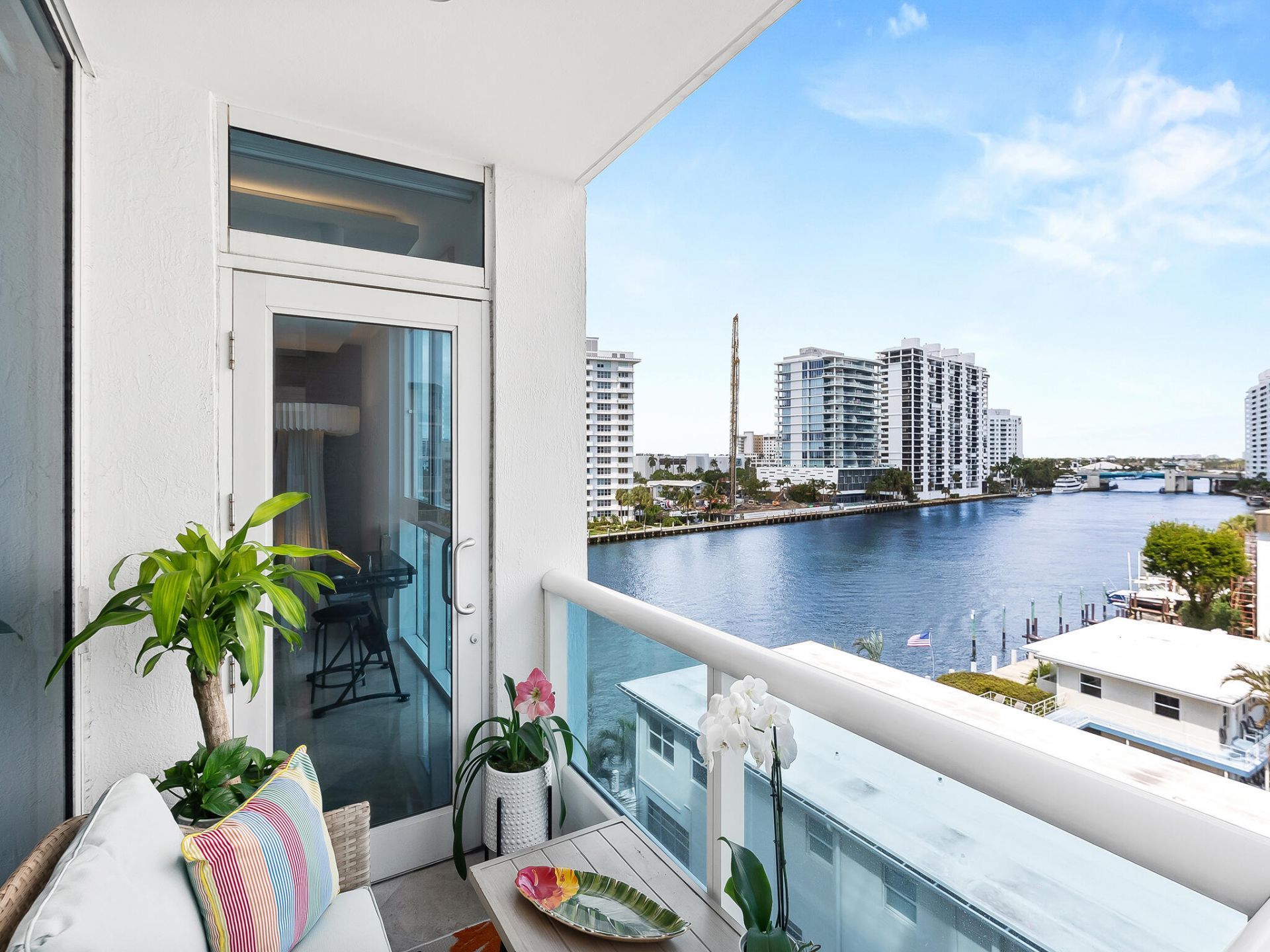 715 Bayshore Drive, Unit 606, Fort Lauderdale, FL 33304 Photo