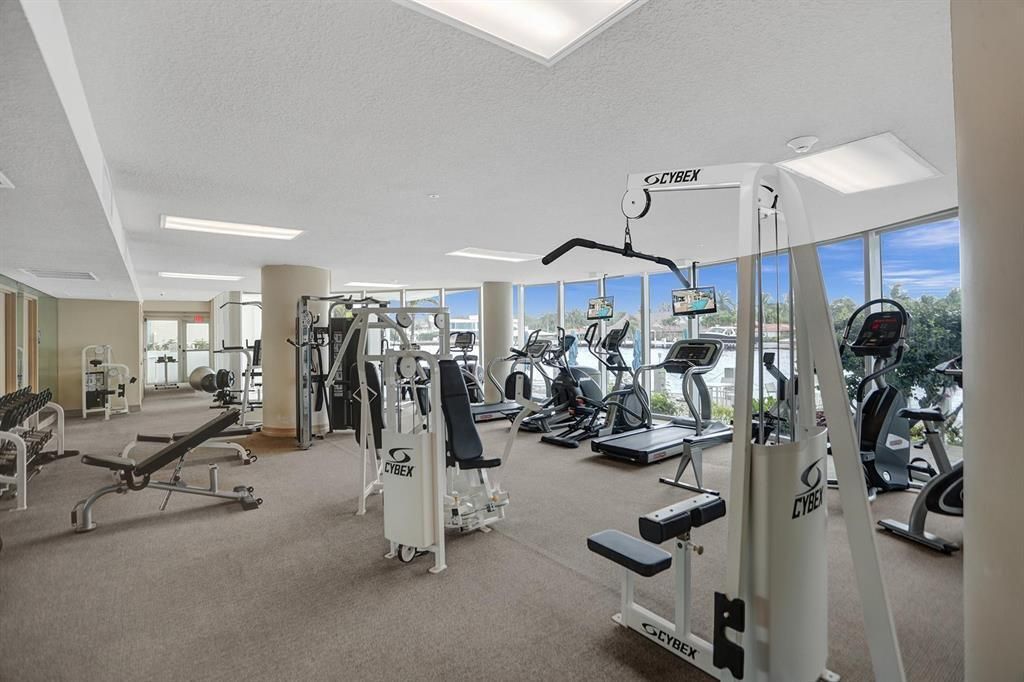 715 Bayshore Drive, Unit 606, Fort Lauderdale, FL 33304 Photo