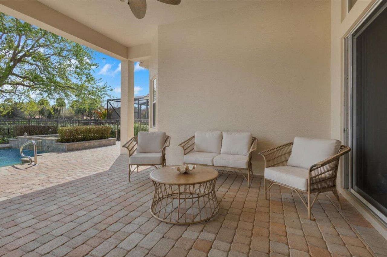 10095 SW Nuova Way, Port Saint Lucie, FL 34986 Photo