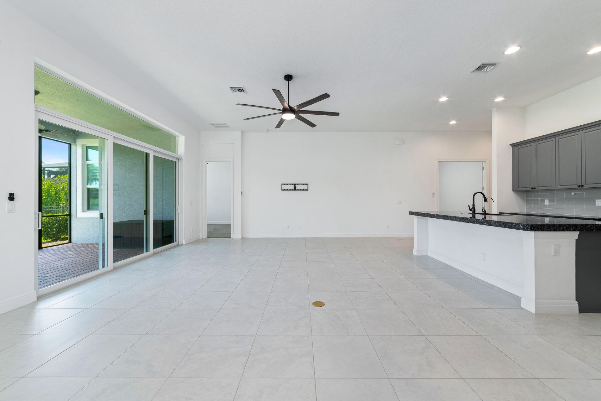 9135 SW Pepoli Way, Port Saint Lucie, FL 34987 Photo
