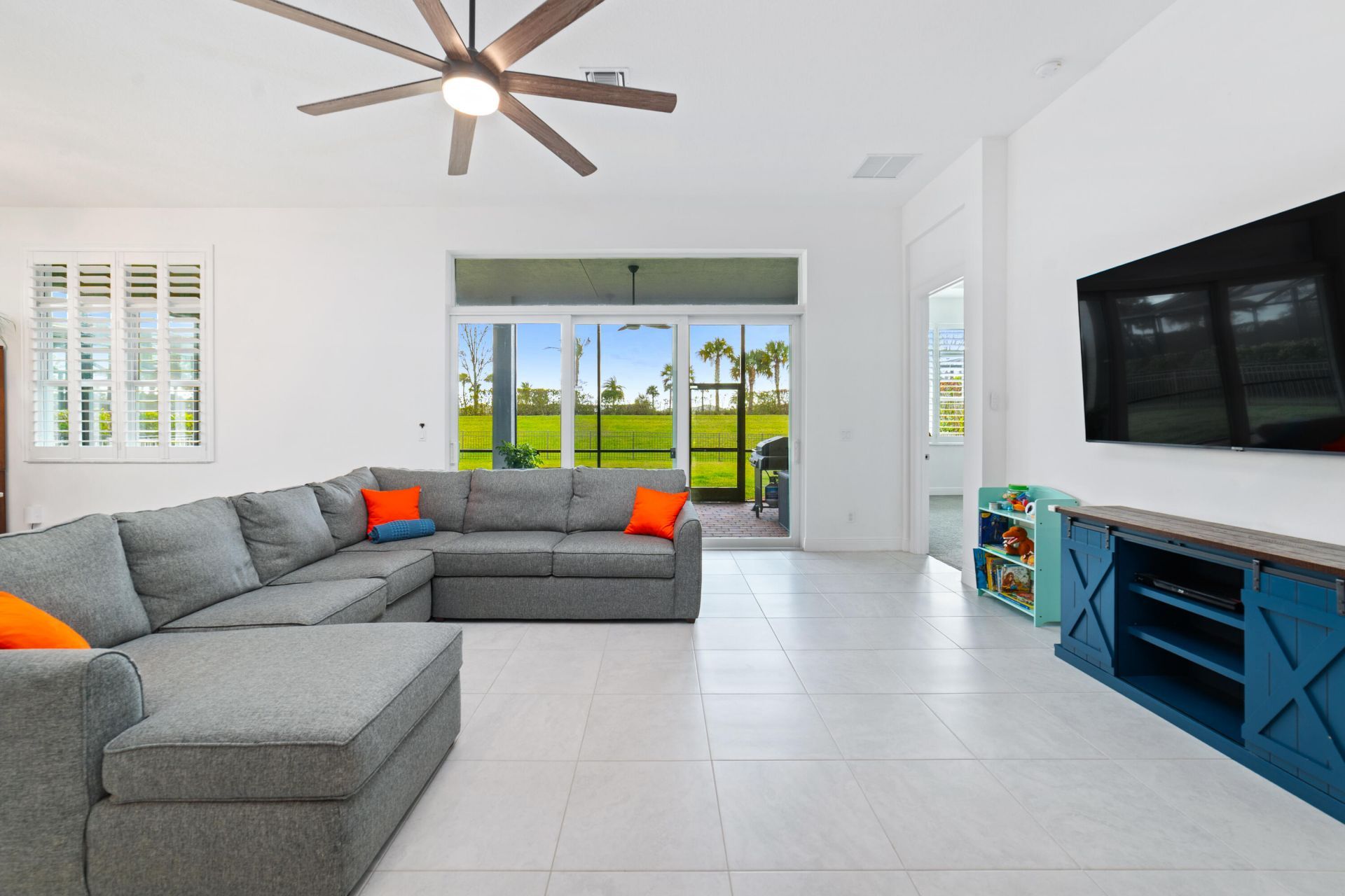 9135 SW Pepoli Way, Port Saint Lucie, FL 34987 Photo