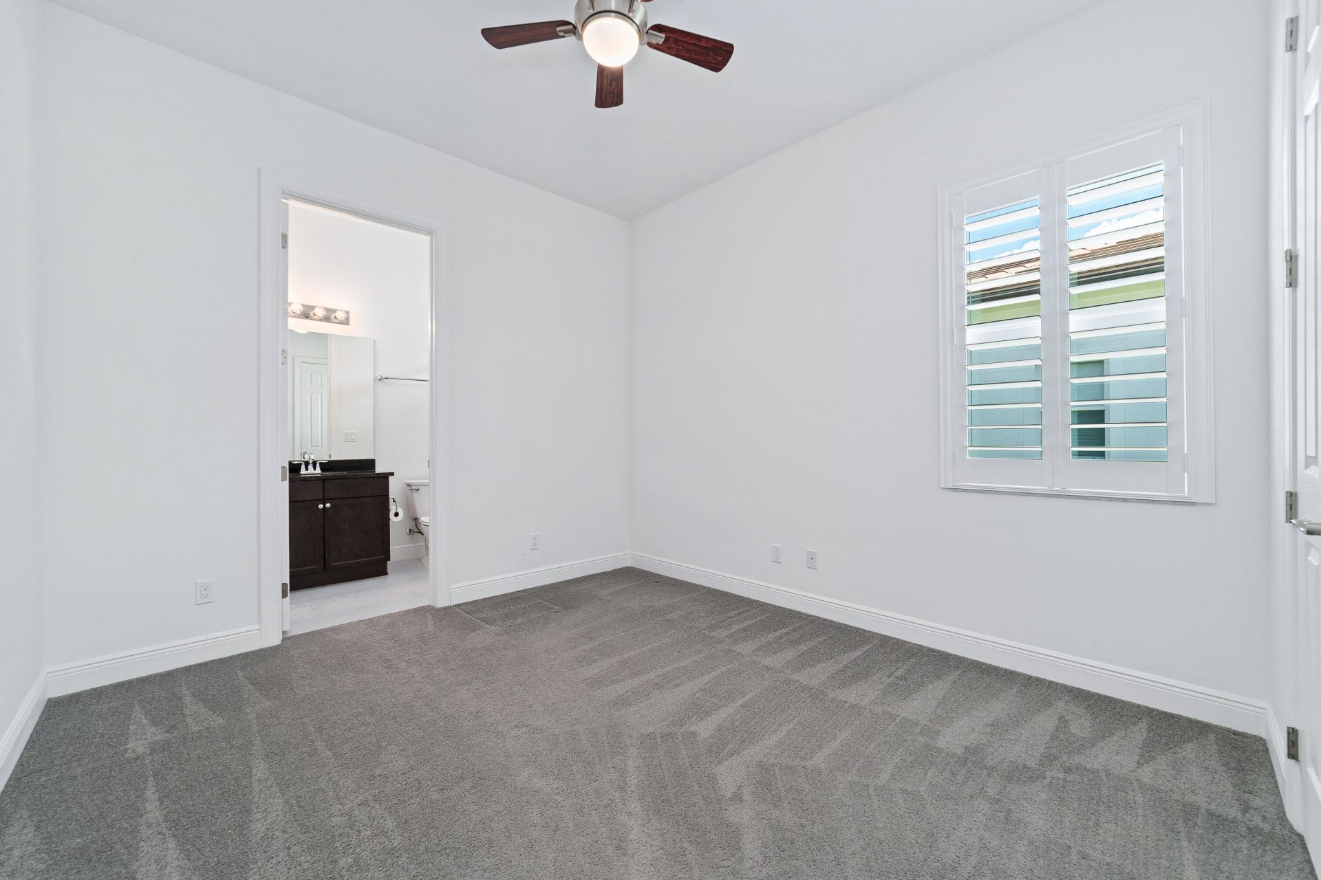 9135 SW Pepoli Way, Port Saint Lucie, FL 34987 Photo