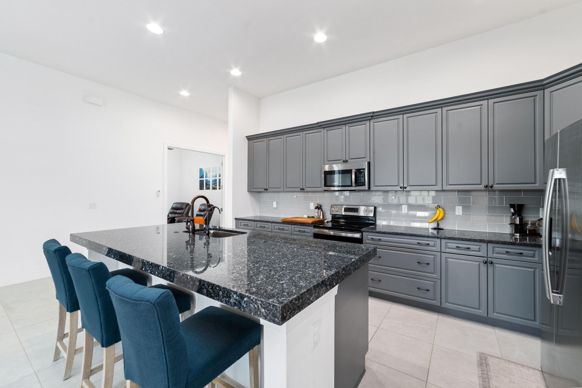 9135 SW Pepoli Way, Port Saint Lucie, FL 34987 Photo