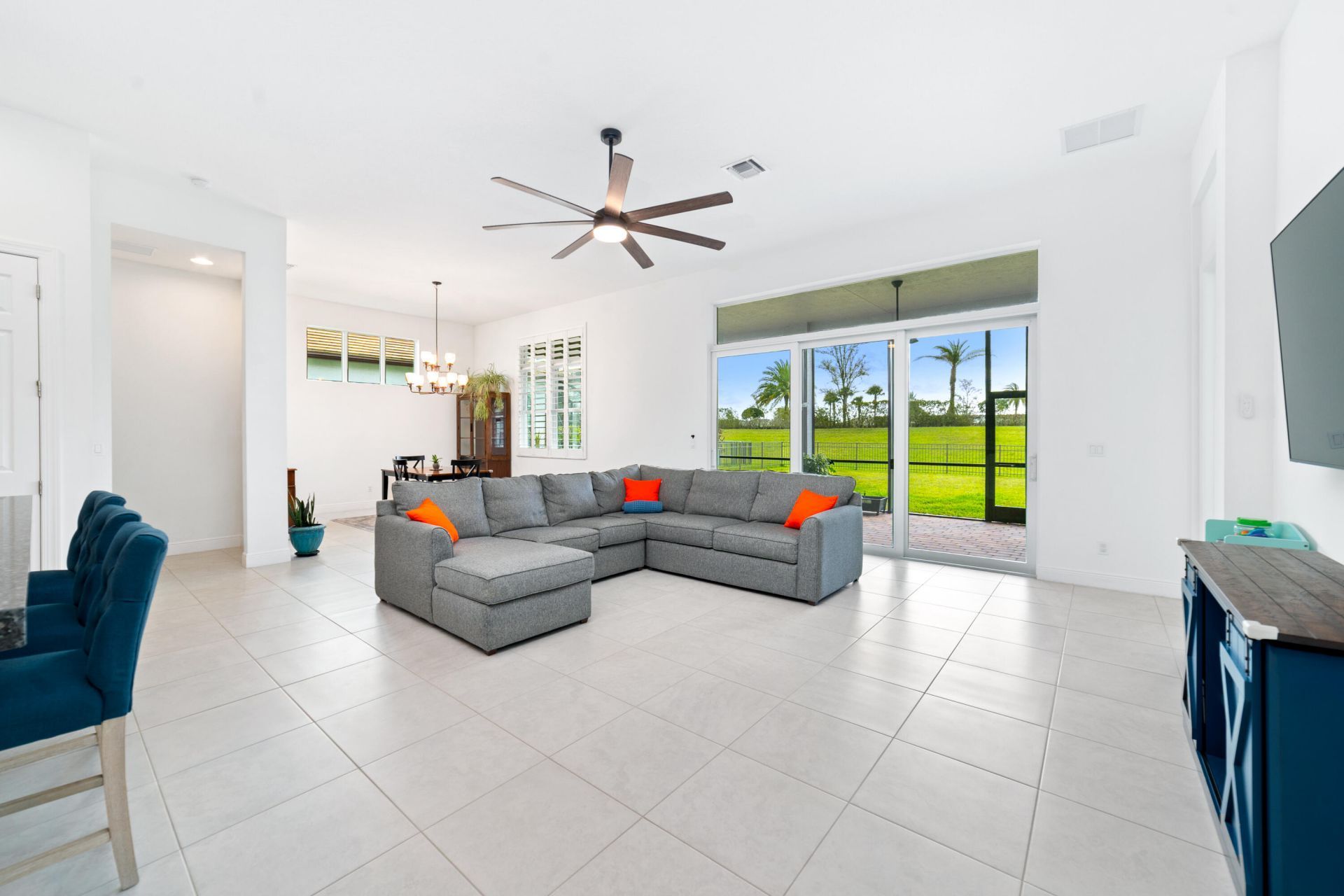 9135 SW Pepoli Way, Port Saint Lucie, FL 34987 Photo