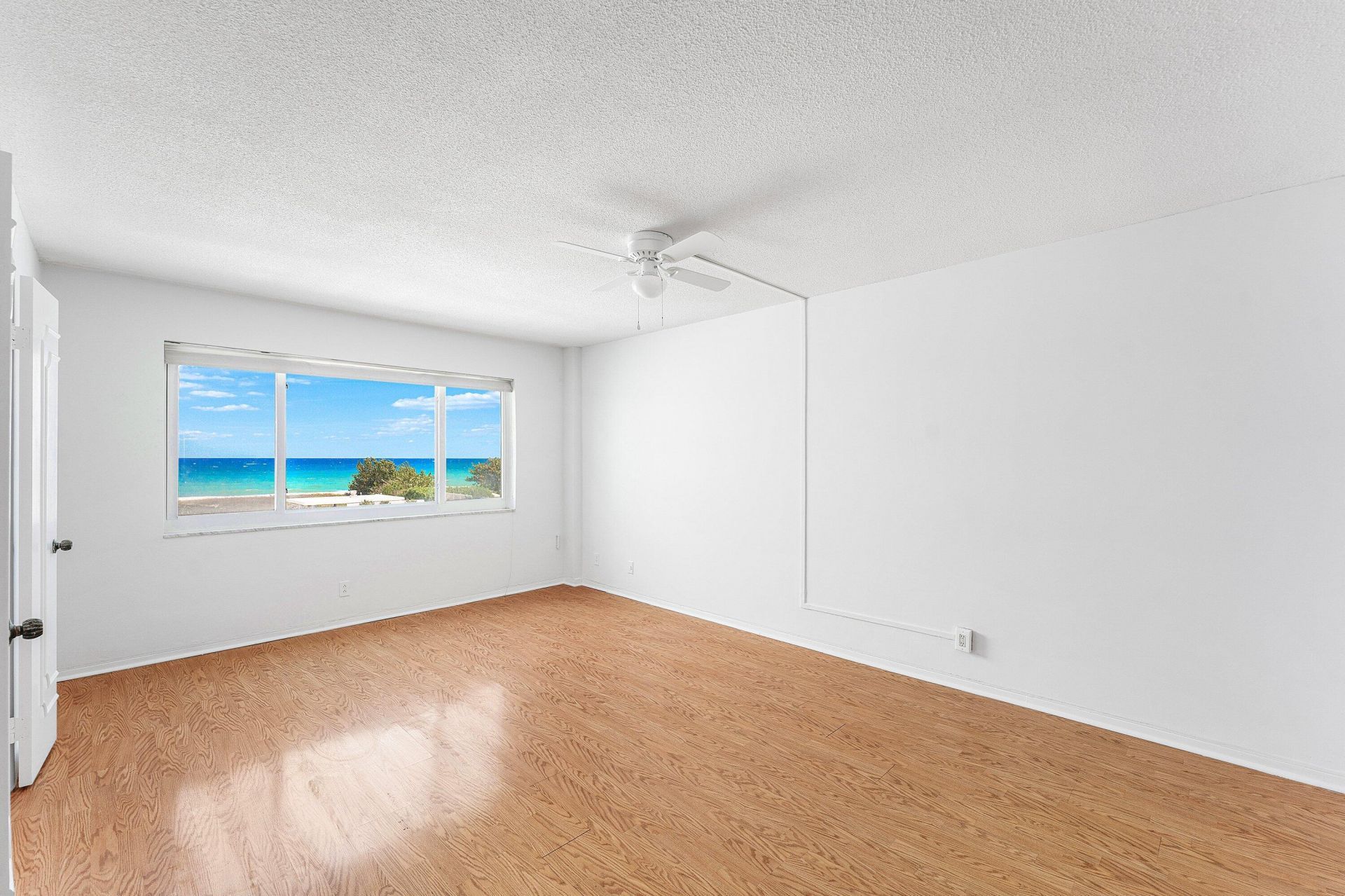 1850 S Ocean, Unit 303, Lauderdale by the Sea, FL 33062 Photo