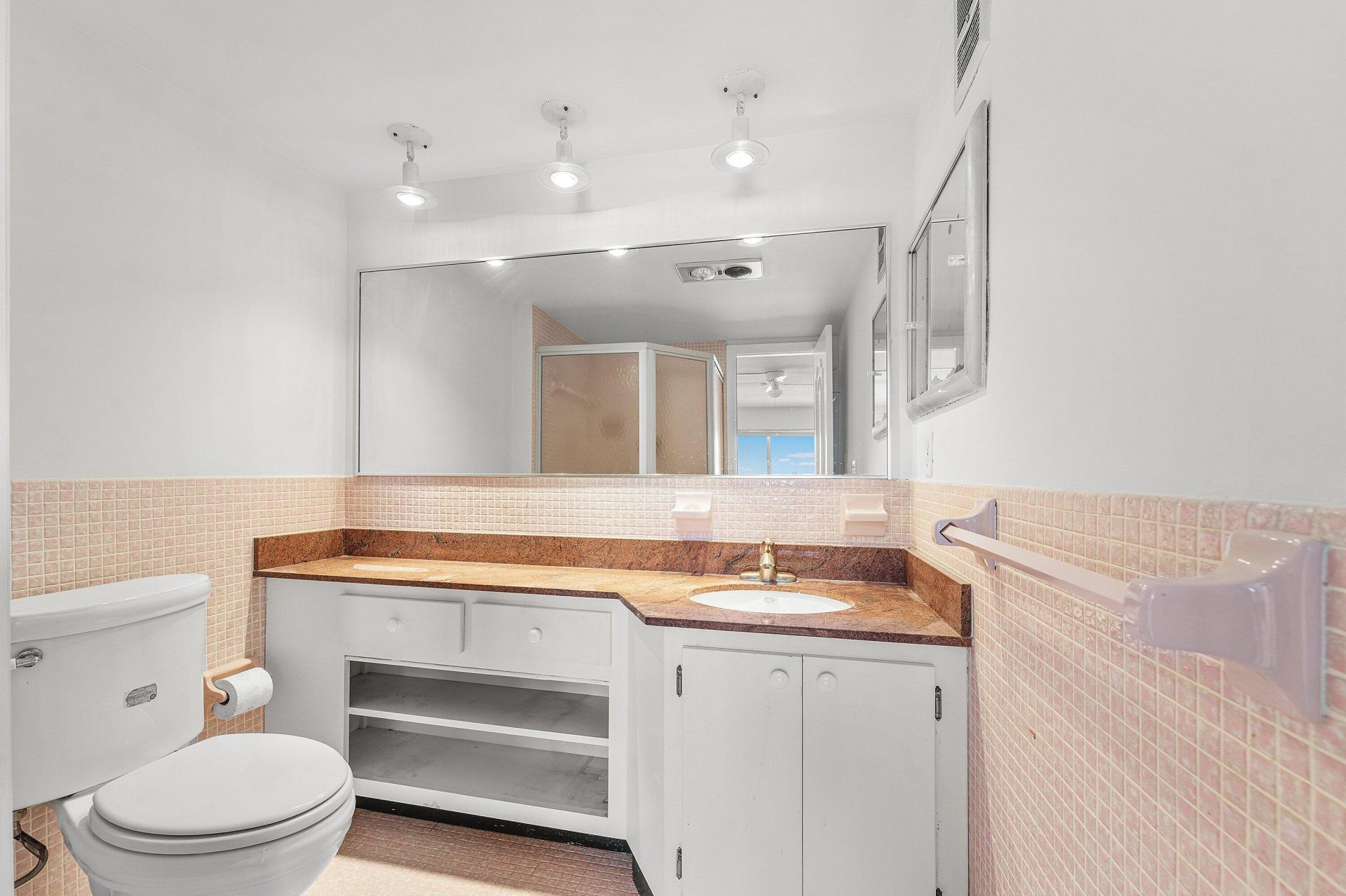 1850 S Ocean, Unit 303, Lauderdale by the Sea, FL 33062 Photo