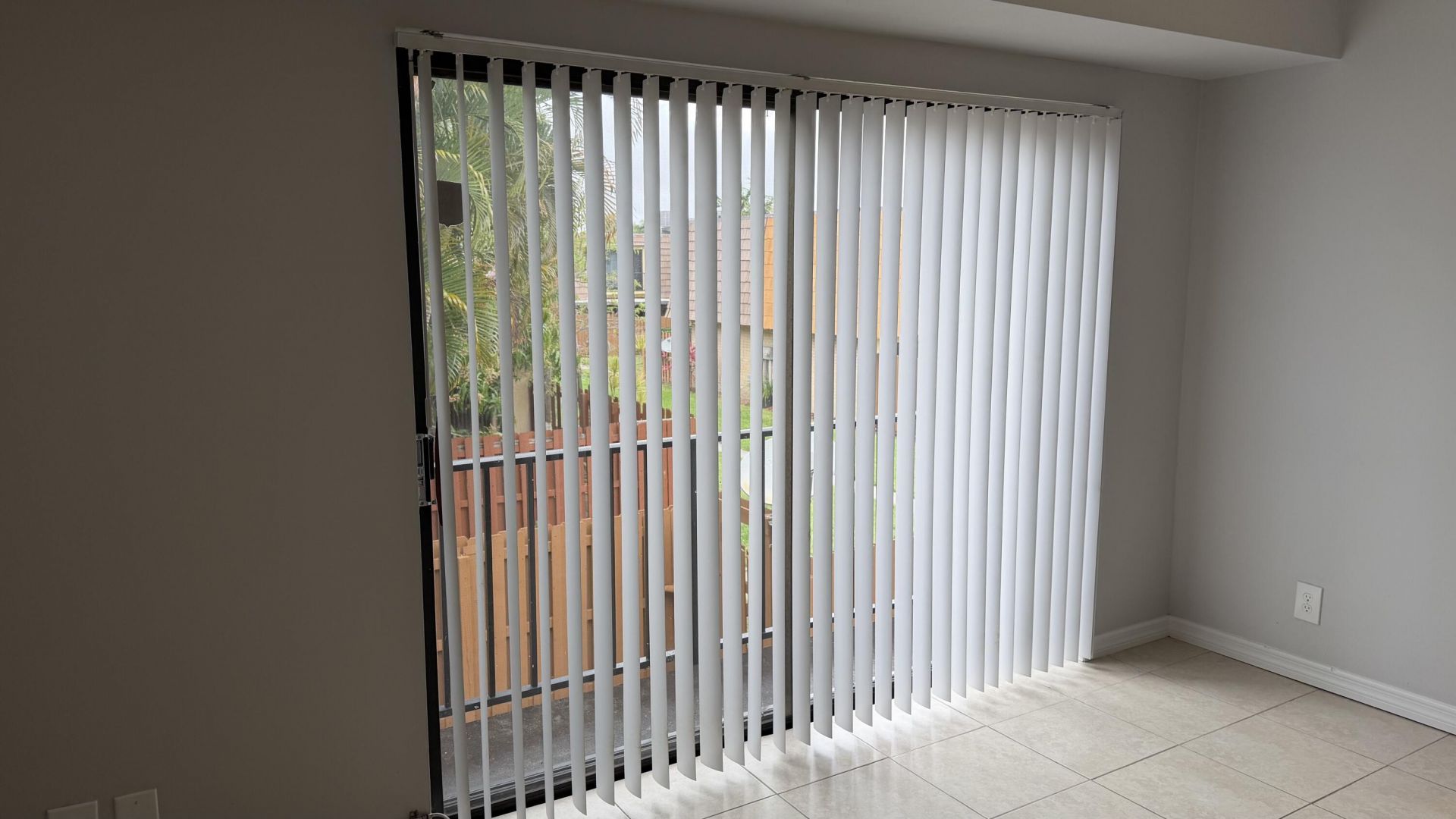 882 Springdale Circle, Unit 88-b, Palm Springs, FL 33461 Photo