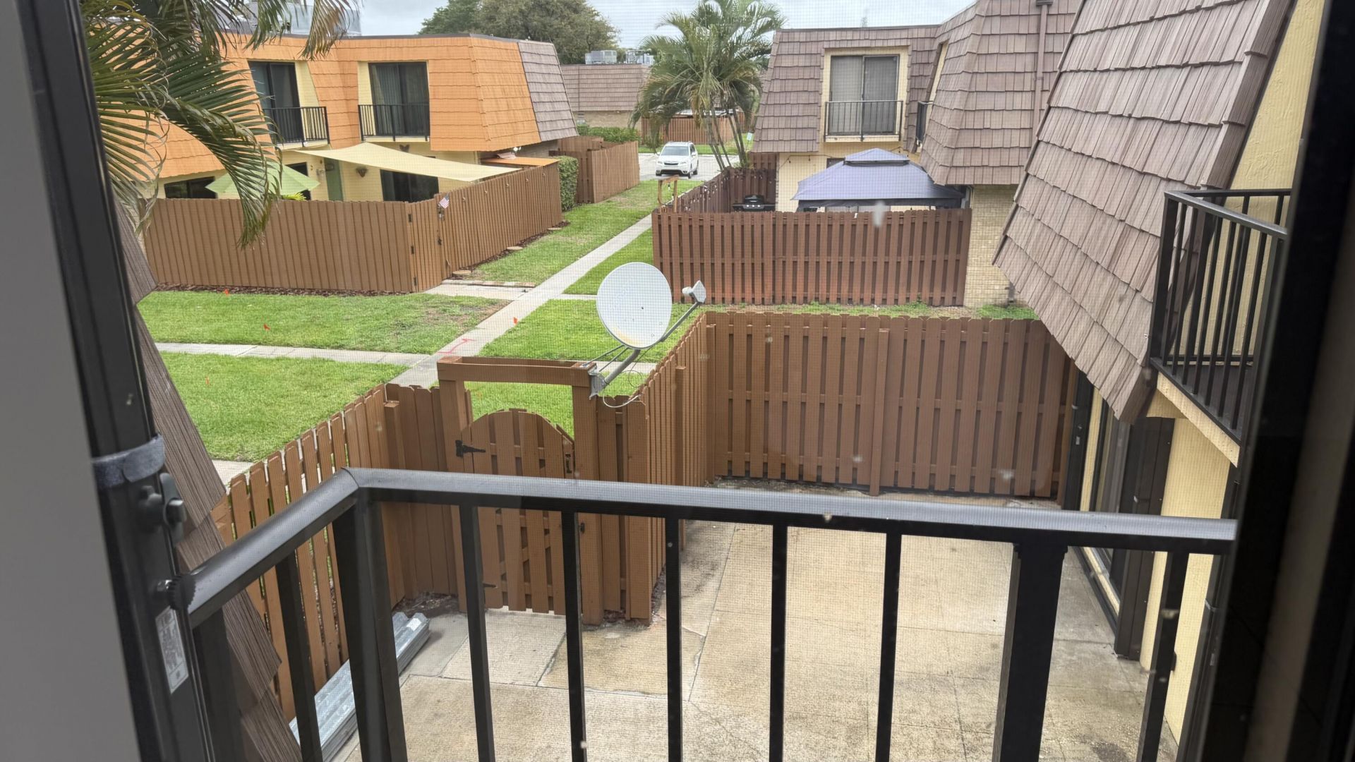 882 Springdale Circle, Unit 88-b, Palm Springs, FL 33461 Photo