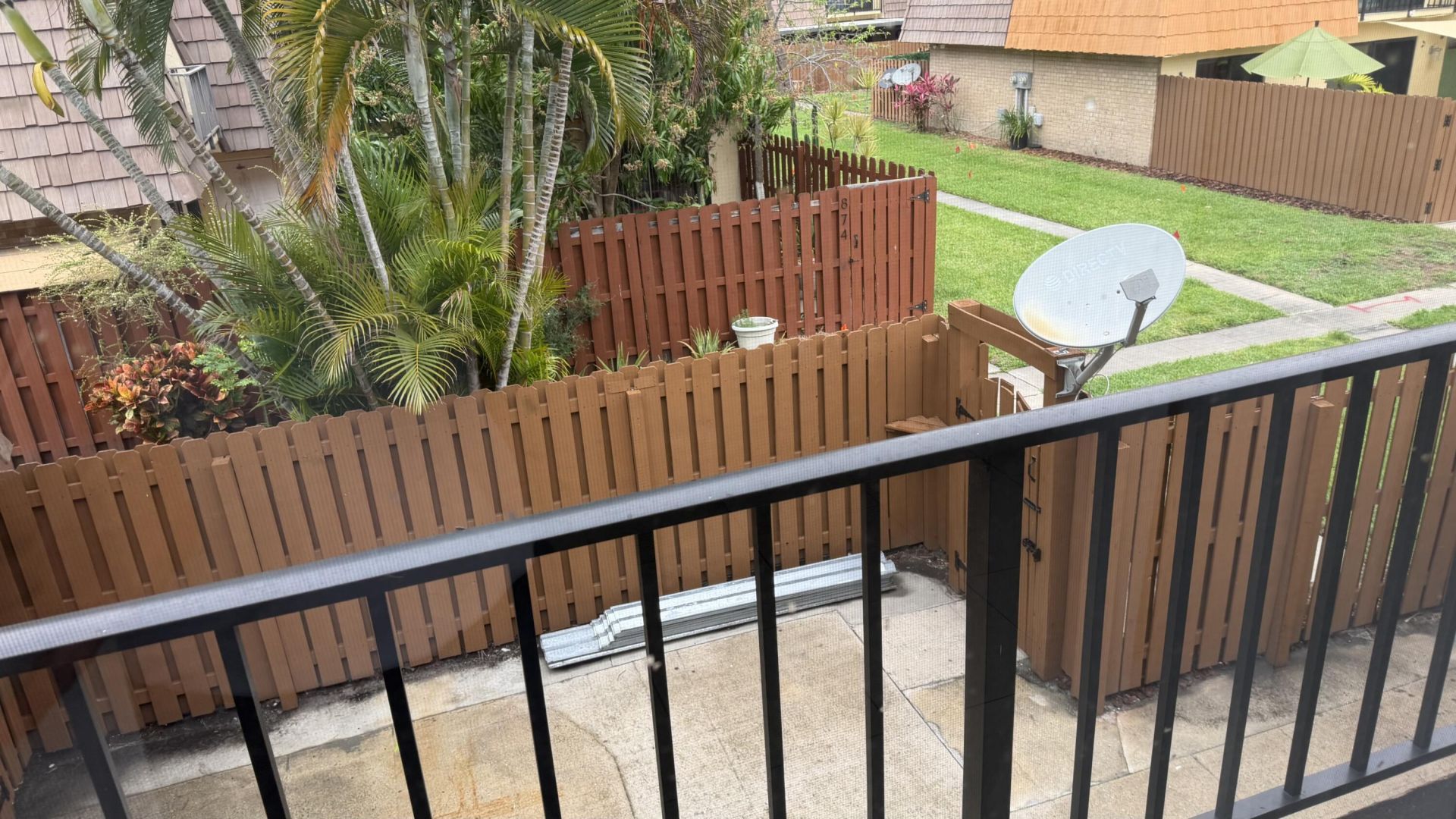 882 Springdale Circle, Unit 88-b, Palm Springs, FL 33461 Photo