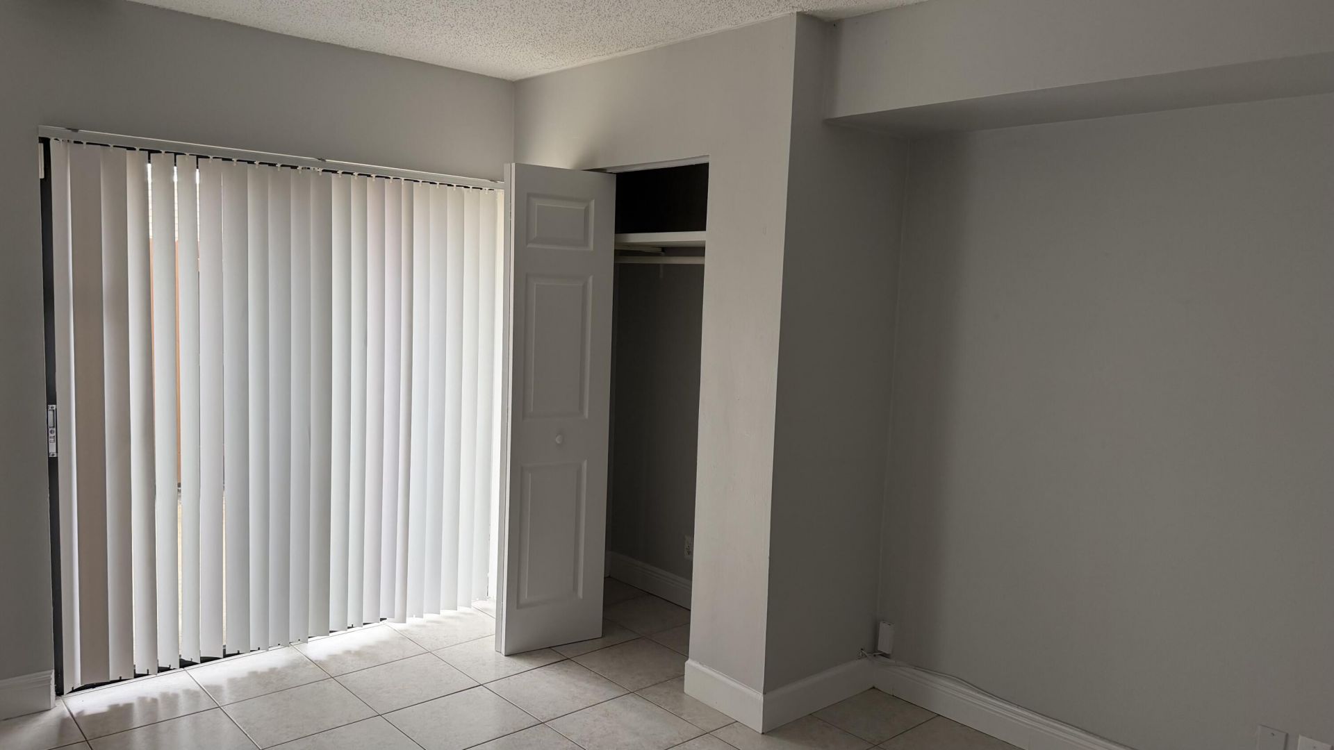 882 Springdale Circle, Unit 88-b, Palm Springs, FL 33461 Photo