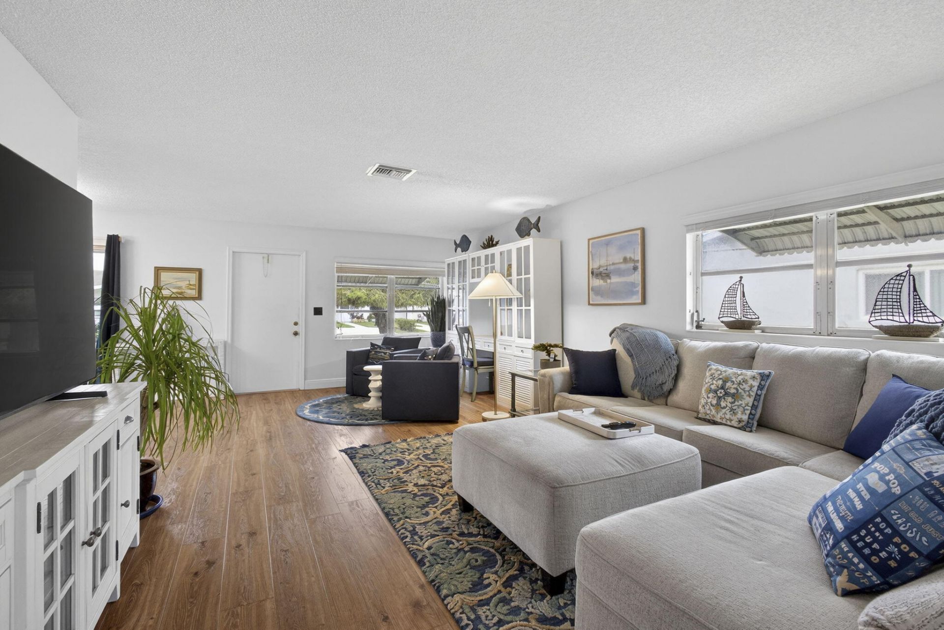 5455 Janice Lane, West Palm Beach, FL 33417 Photo