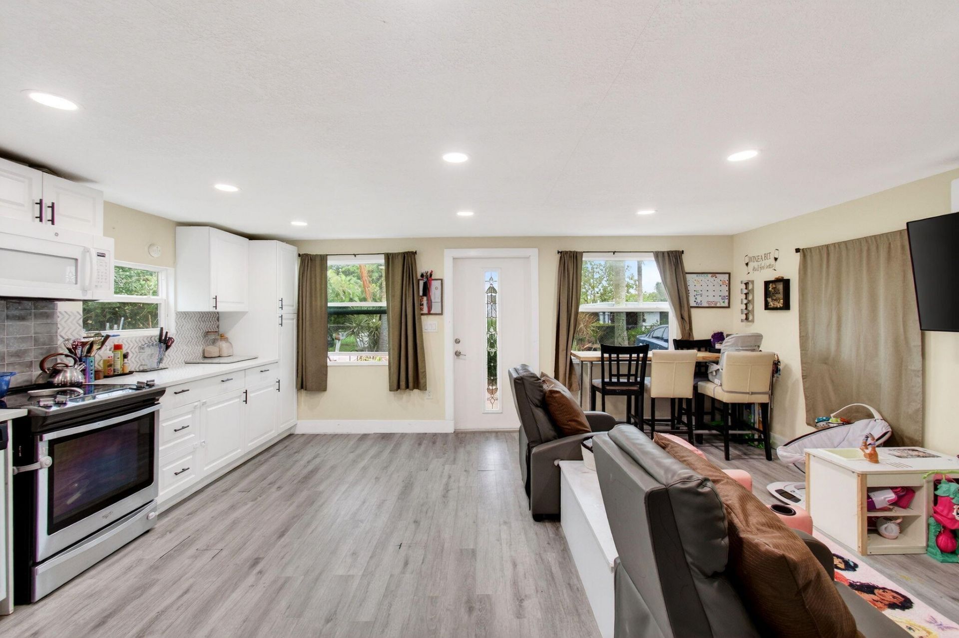 1071 Peak Road, Lake Worth, FL 33462 Photo