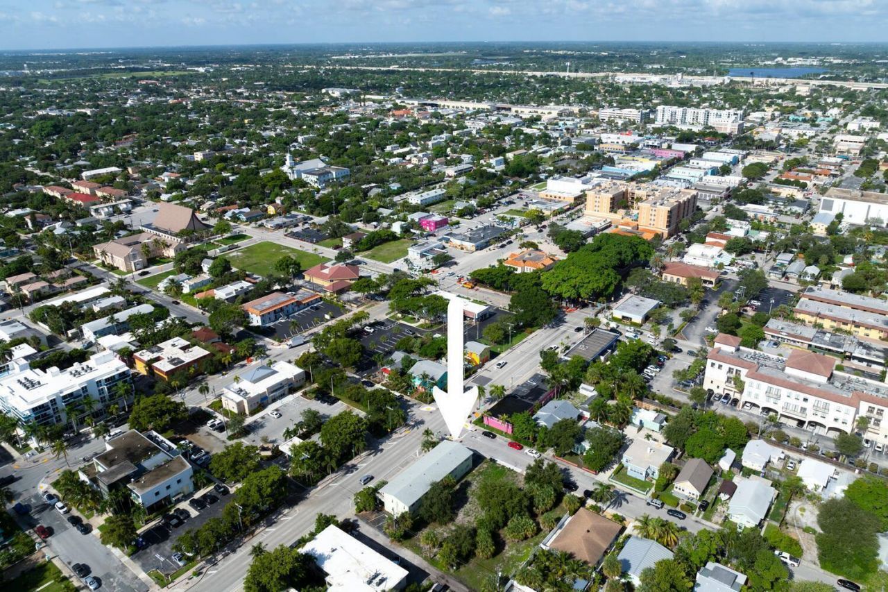 220 Lucerne Avenue, Unit 1, Lake Worth Beach, FL 33460 Photo