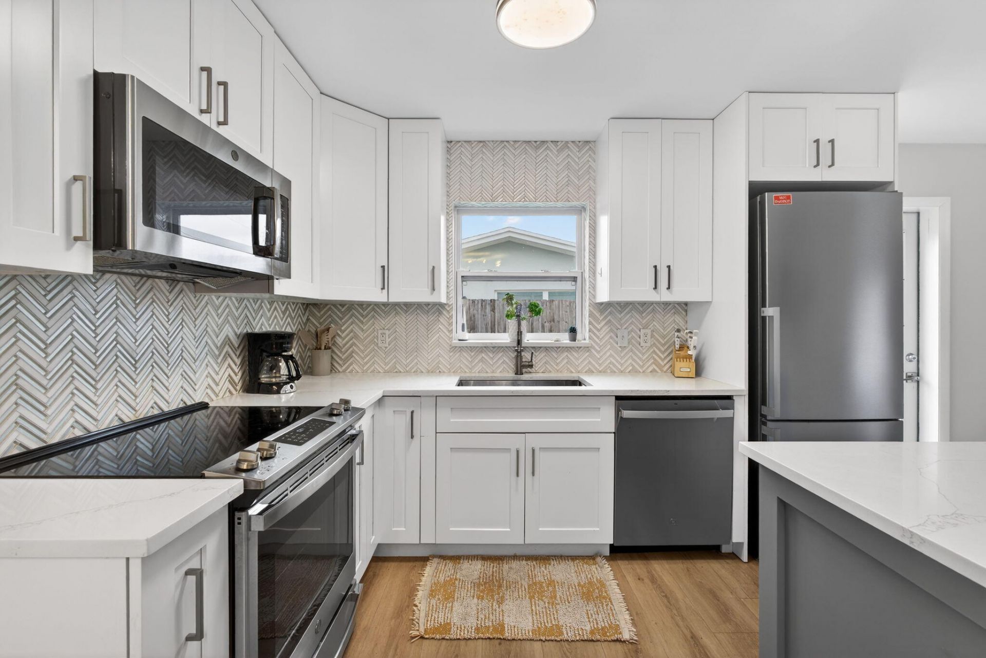 9820 Daisy Avenue, Palm Beach Gardens, FL 33410 Photo