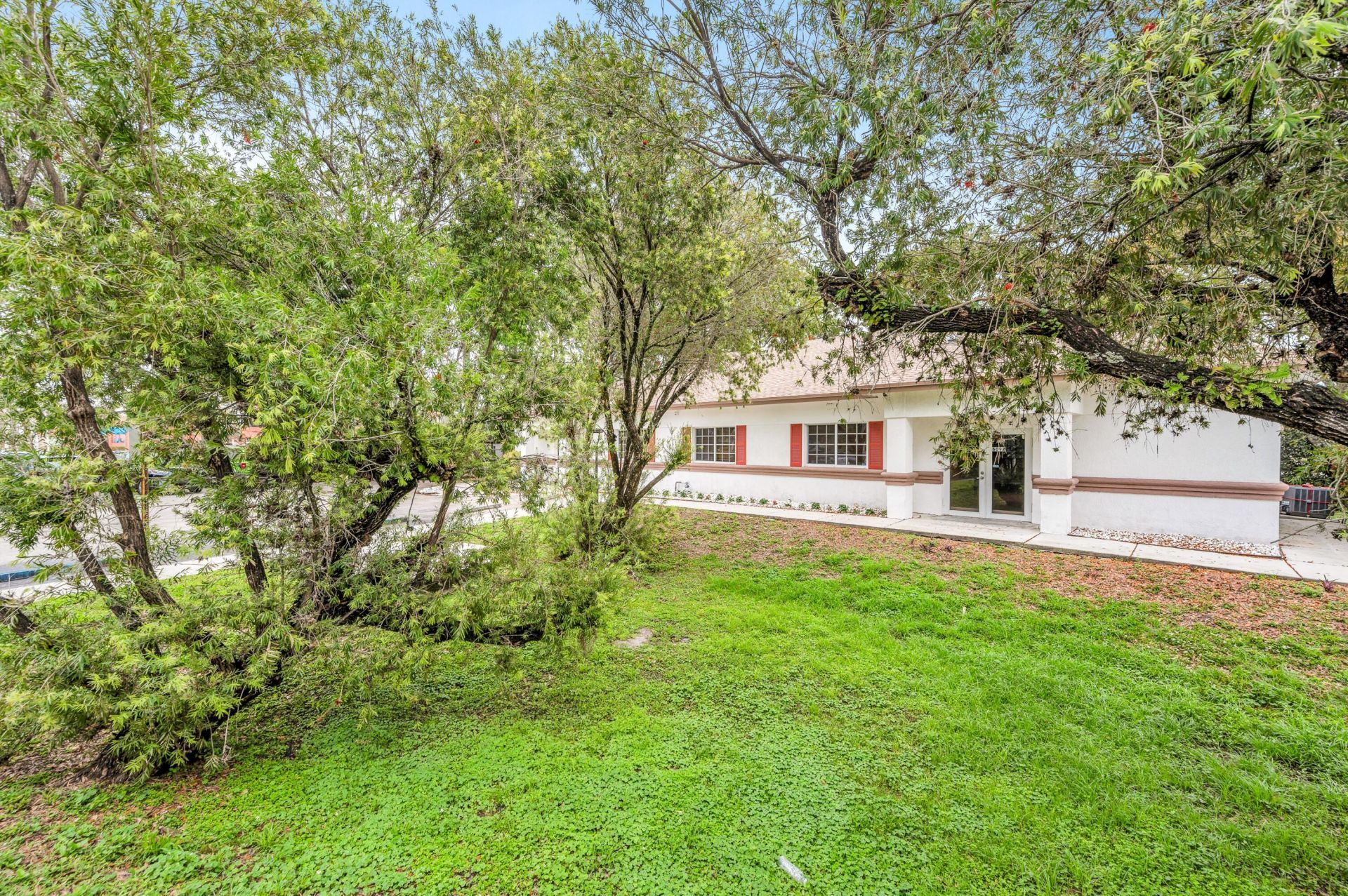 6090 Boulevard Of Champions, North Lauderdale, FL 00000 Photo