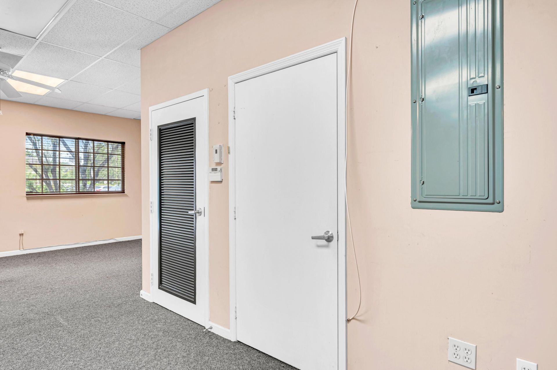 6090 Boulevard Of Champions, North Lauderdale, FL 00000 Photo