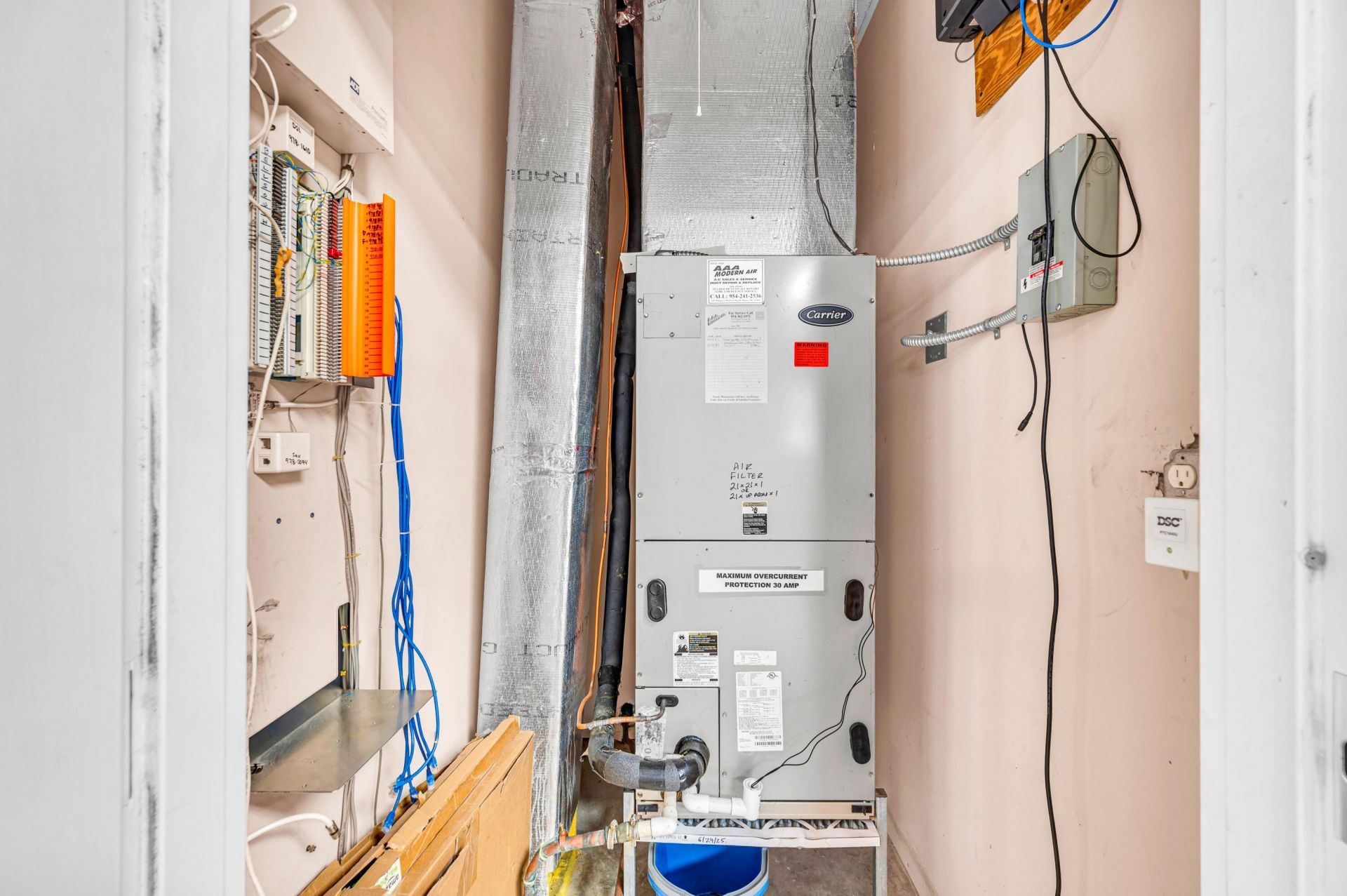 6090 Boulevard Of Champions, North Lauderdale, FL 00000 Photo