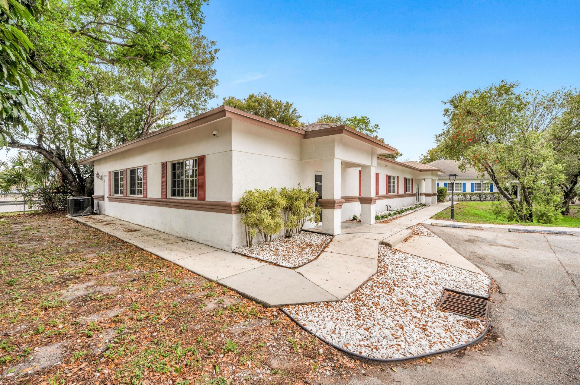 6090 Boulevard Of Champions, North Lauderdale, FL 00000 Photo