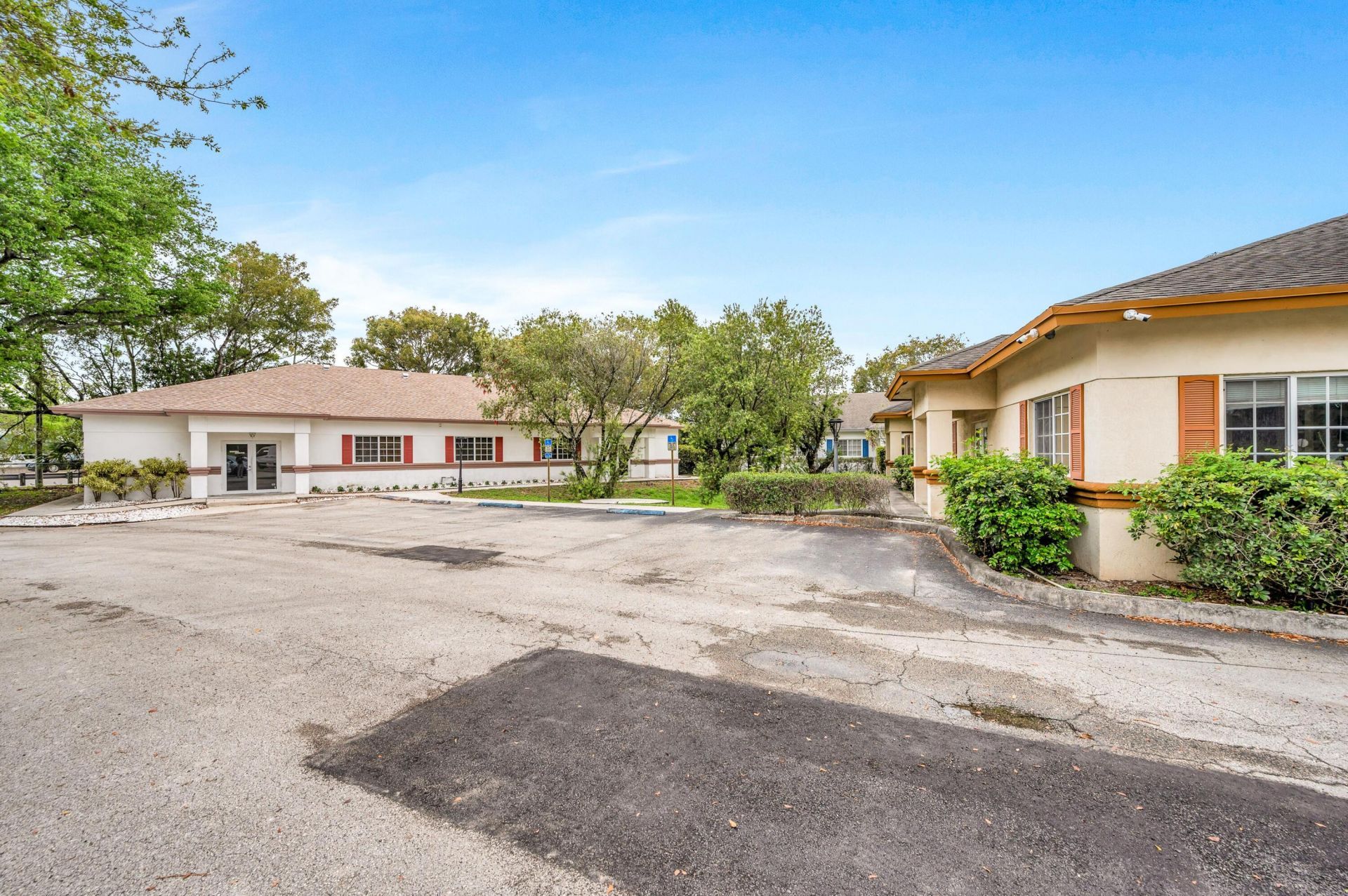 6090 Boulevard Of Champions, North Lauderdale, FL 00000 Photo