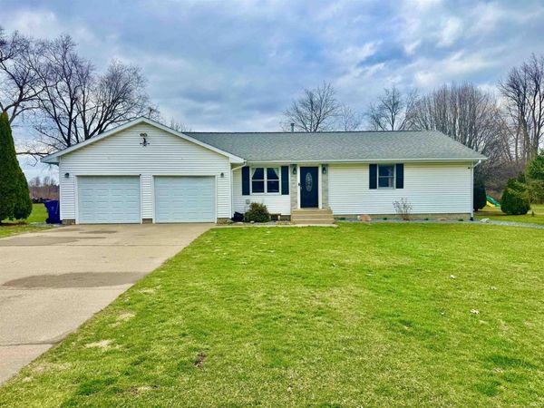 2016 Felix Place, Plymouth, IN 46563