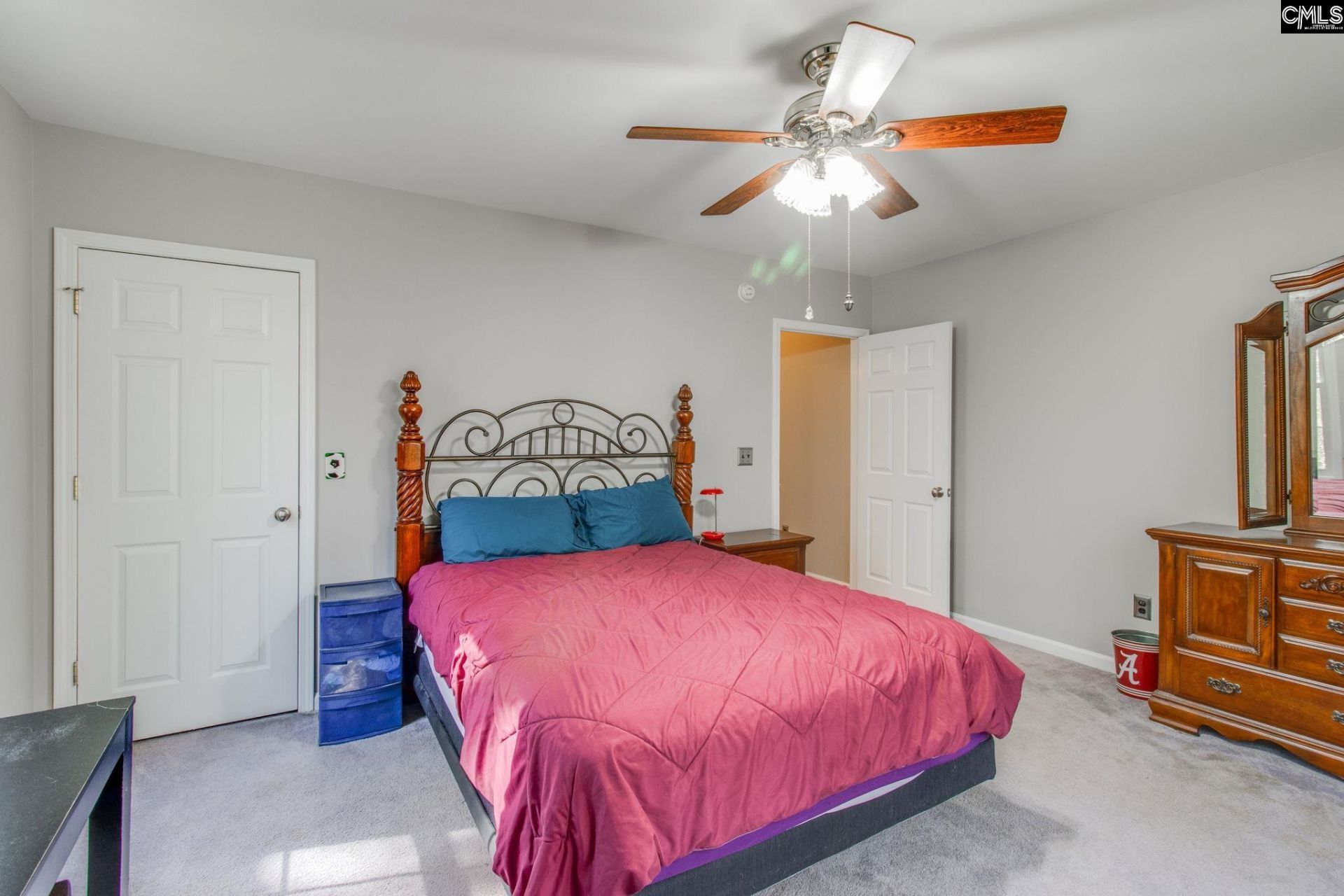 239 Blackthorn Drive Photo 26