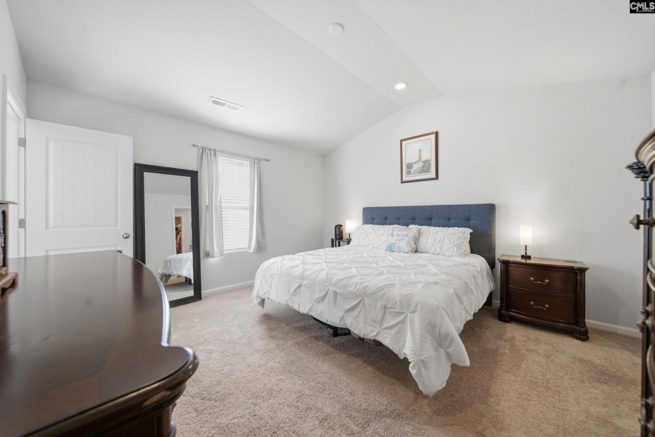584 Lamorak Place Photo 17