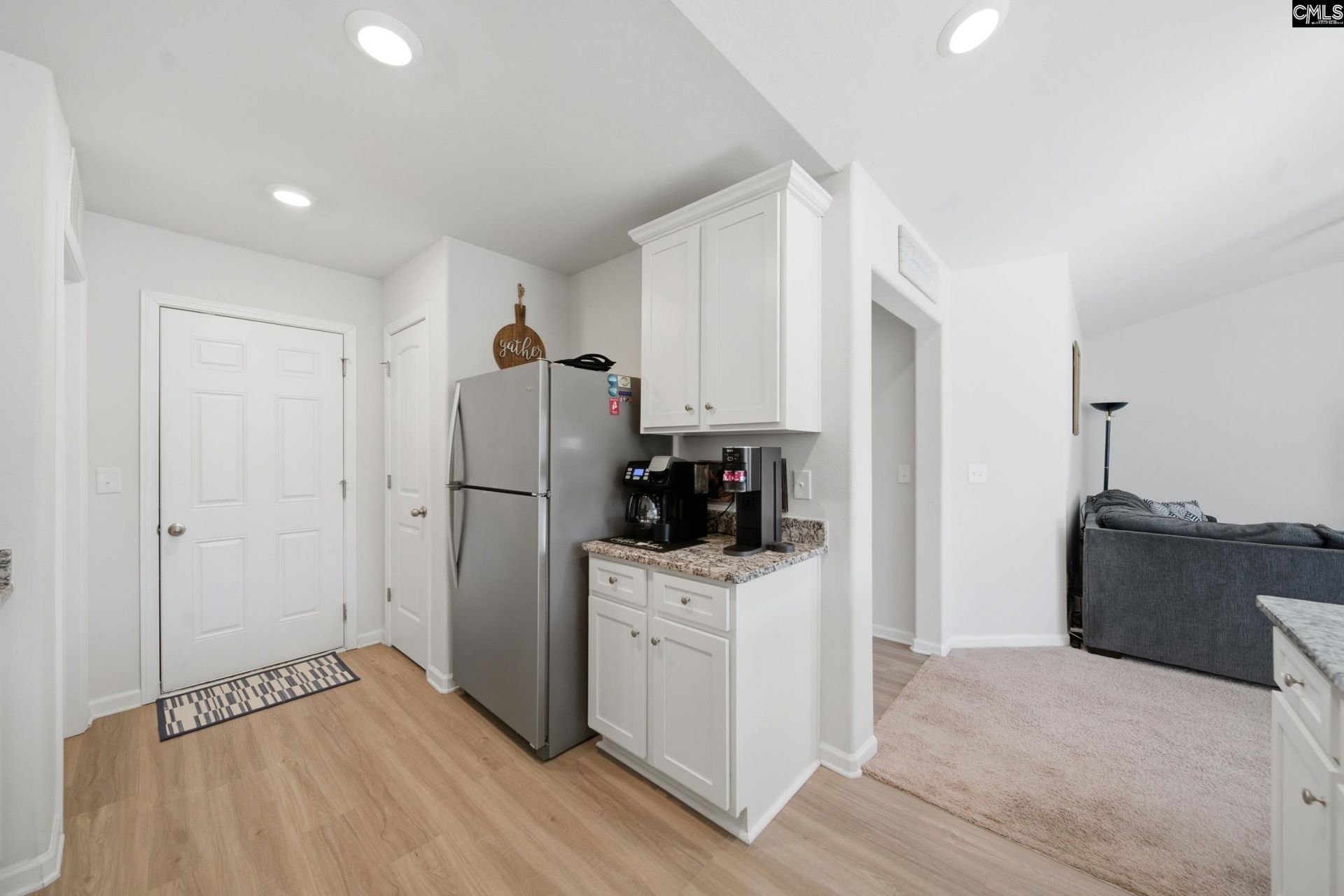 584 Lamorak Place Photo 21