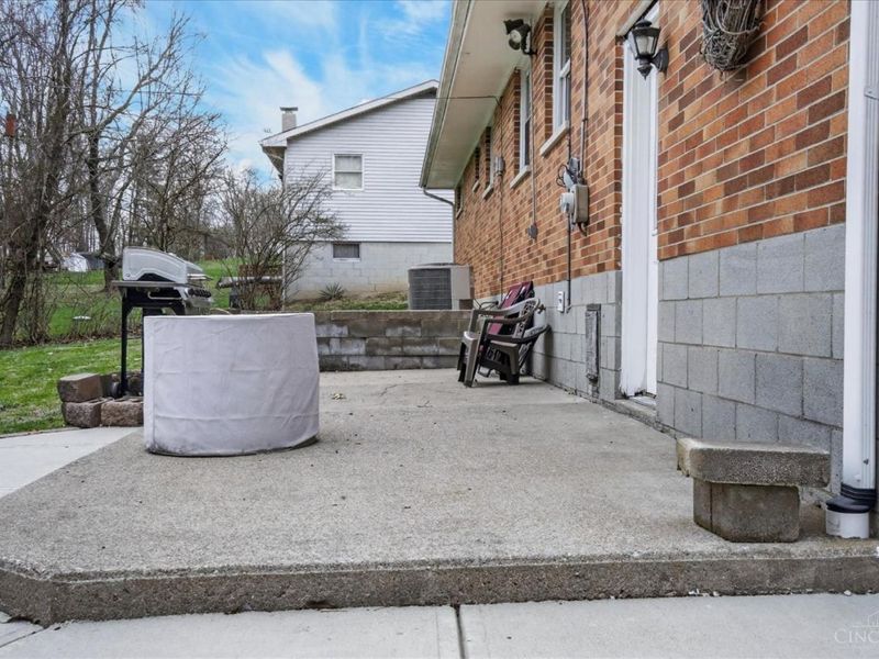 105 Jan Lynn Lane, Hillsboro, OH 45133 Photo 25