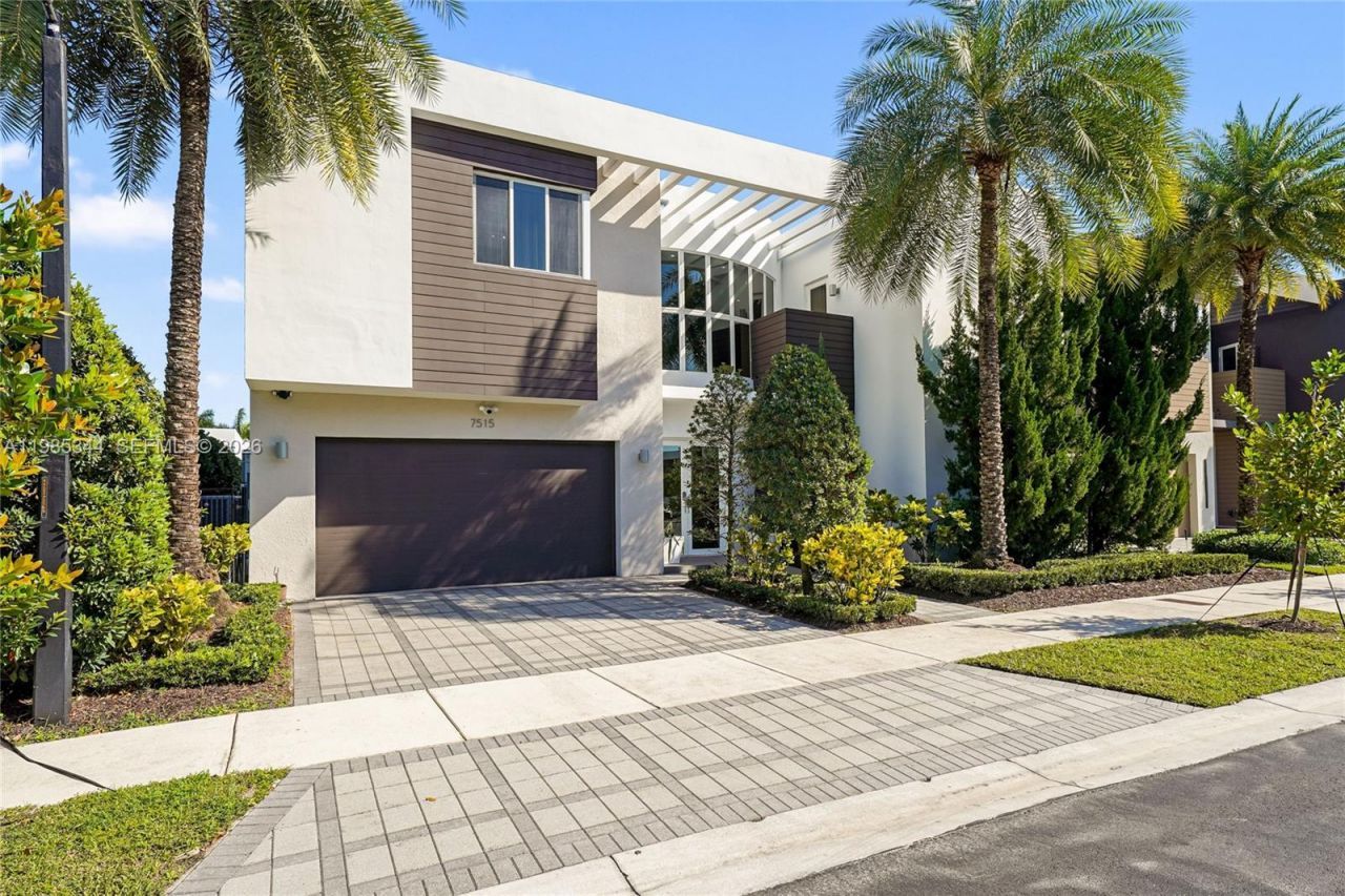 7515 NW 99th Ave, Doral, FL 33178 Photo