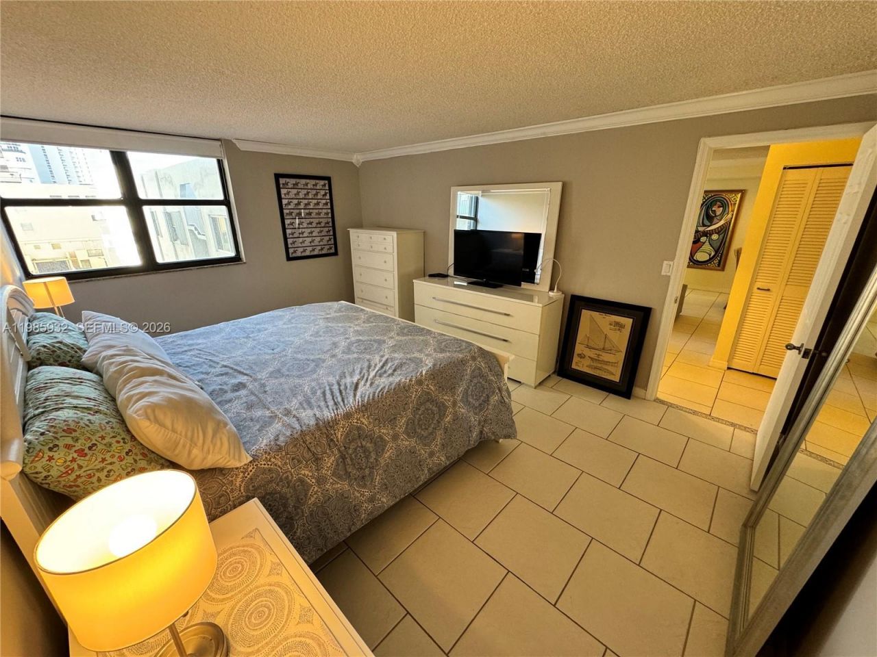 2625 Collins Ave , Unit 320, Miami Beach, FL 33140 Photo