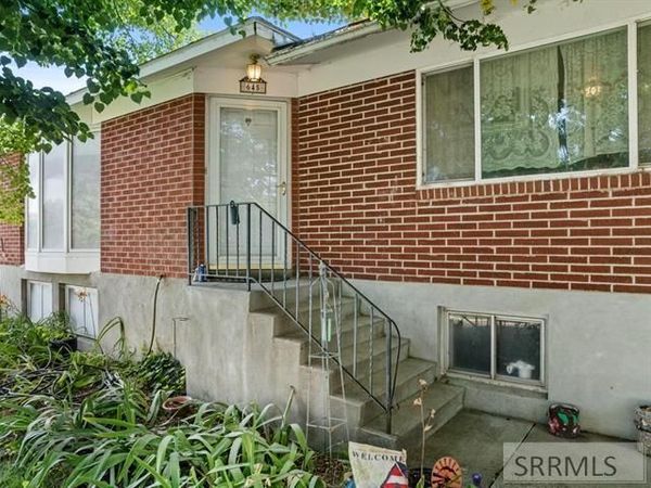 645 Bannock Avenue, AMERICAN FALLS, ID 83211