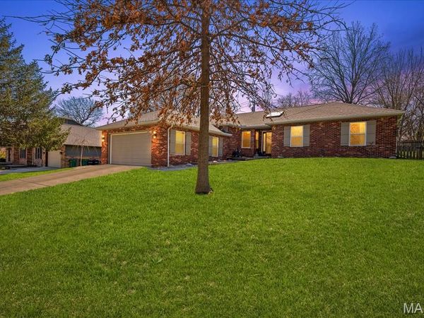 605 Wildwood Lane, O'Fallon, IL 62269