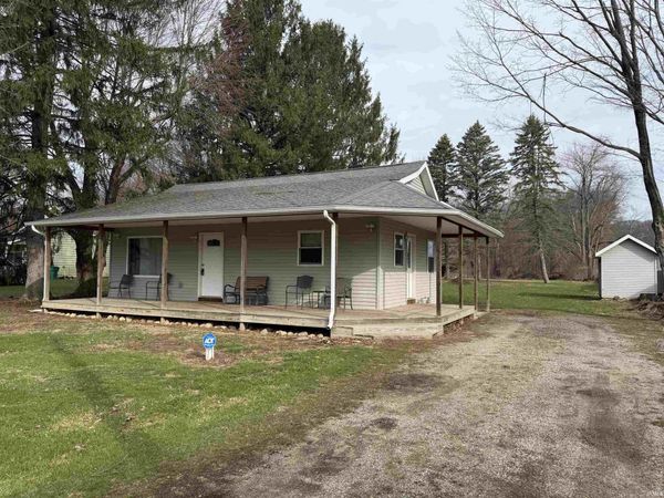 67916 Lake Trail, Lakeville, IN 46536