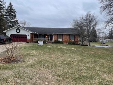 982 Artdale Drive, White Lake Twp, MI 48383