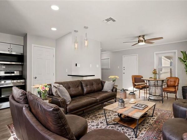 2612 Rogers Ave, Unit D, Austin, TX 78722