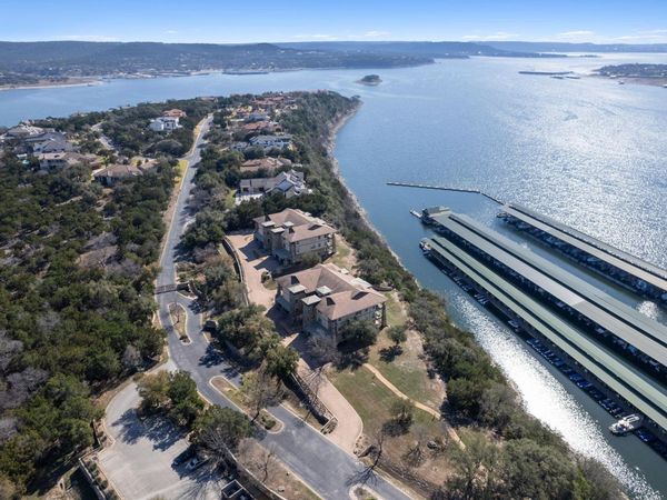 6608 Lantern View DR, Unit 102, Jonestown, TX 78645