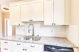 65 Vanderhorst Street photo 4