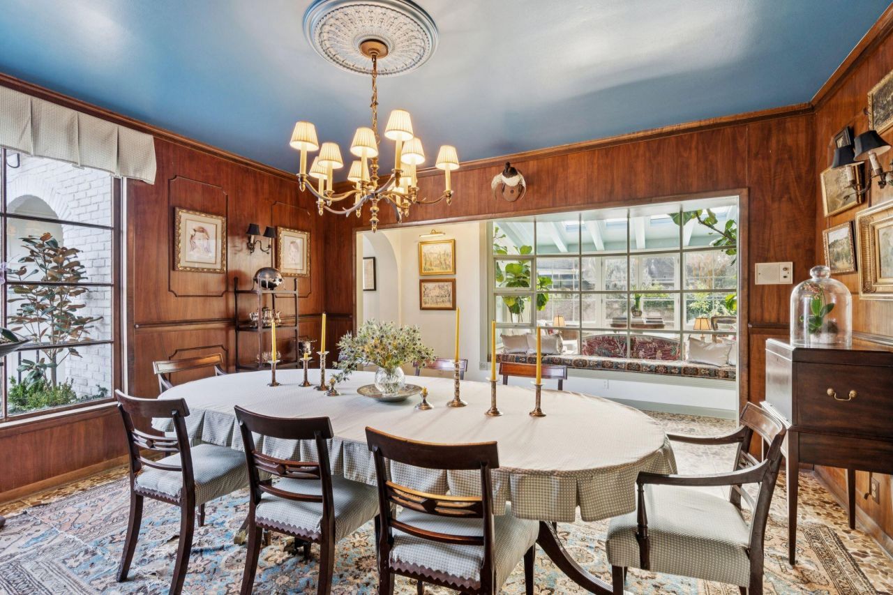 352 Confederate Circle Photo 18