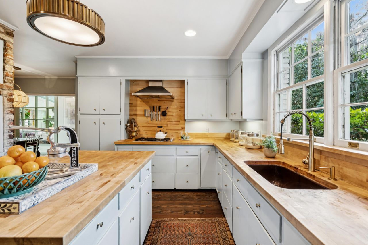 352 Confederate Circle Photo 22