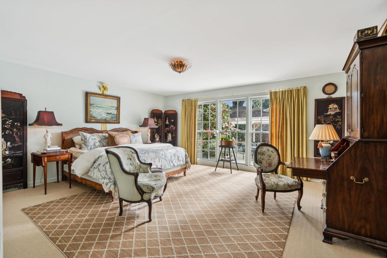 352 Confederate Circle Photo 32